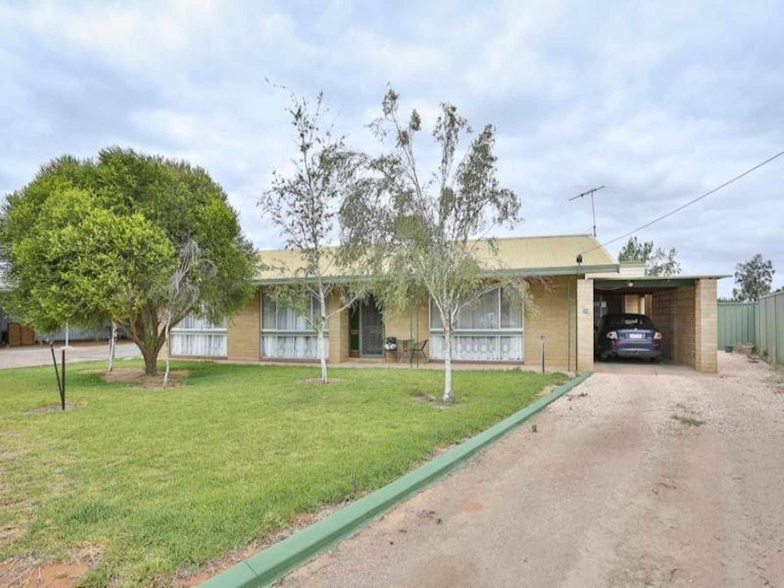 234 Fifth Street, Nichols Point - Image 1