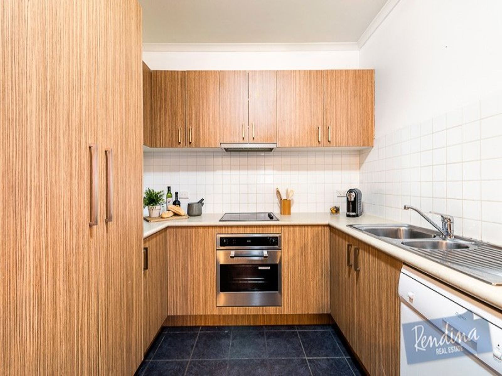 17/8-32 Howlett Street, Kensington - Thumbnail 3