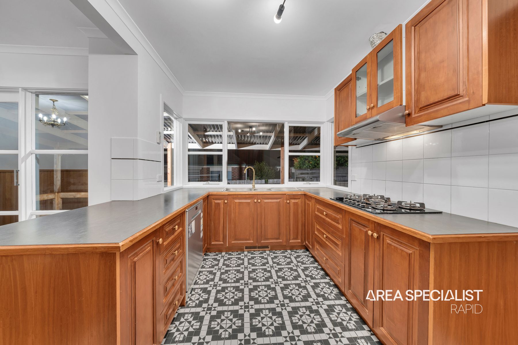 2 Henry Lawson Drive, Lynbrook, Lynbrook - Thumbnail 5