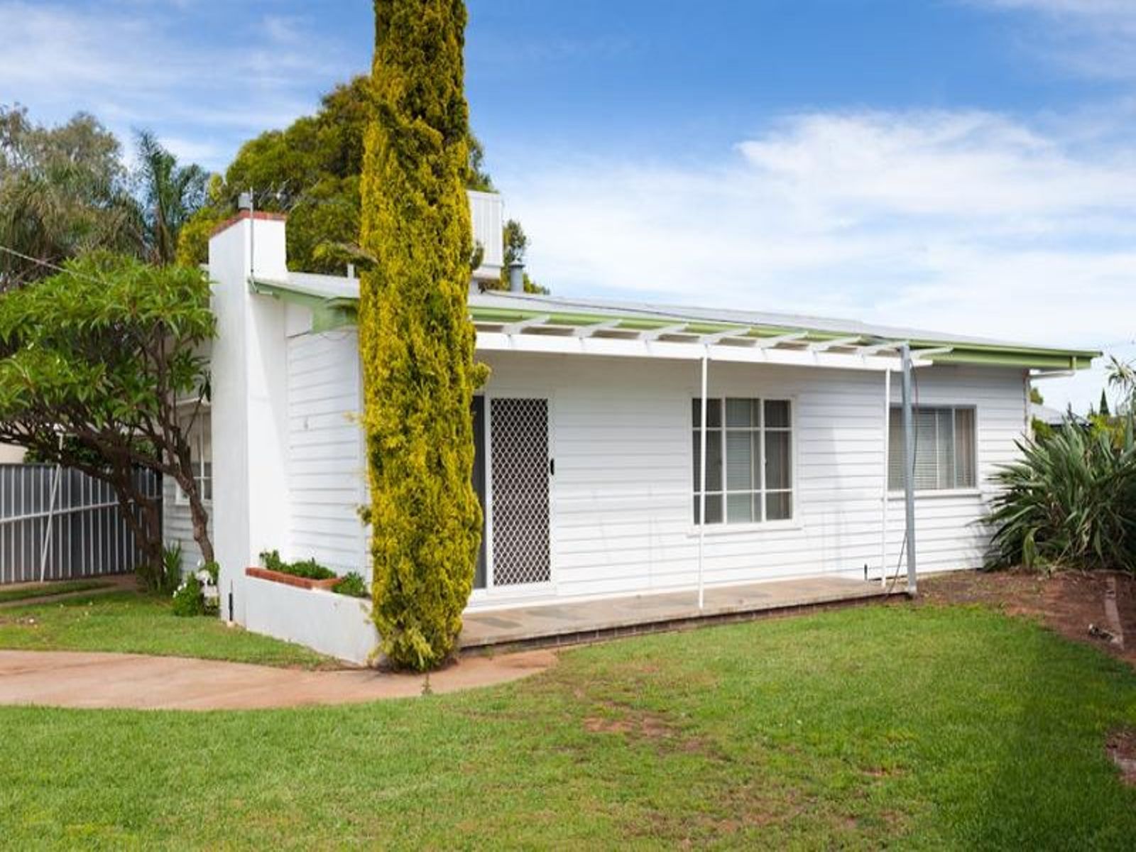 16 Mimosa Avenue, Mildura - Thumbnail 2