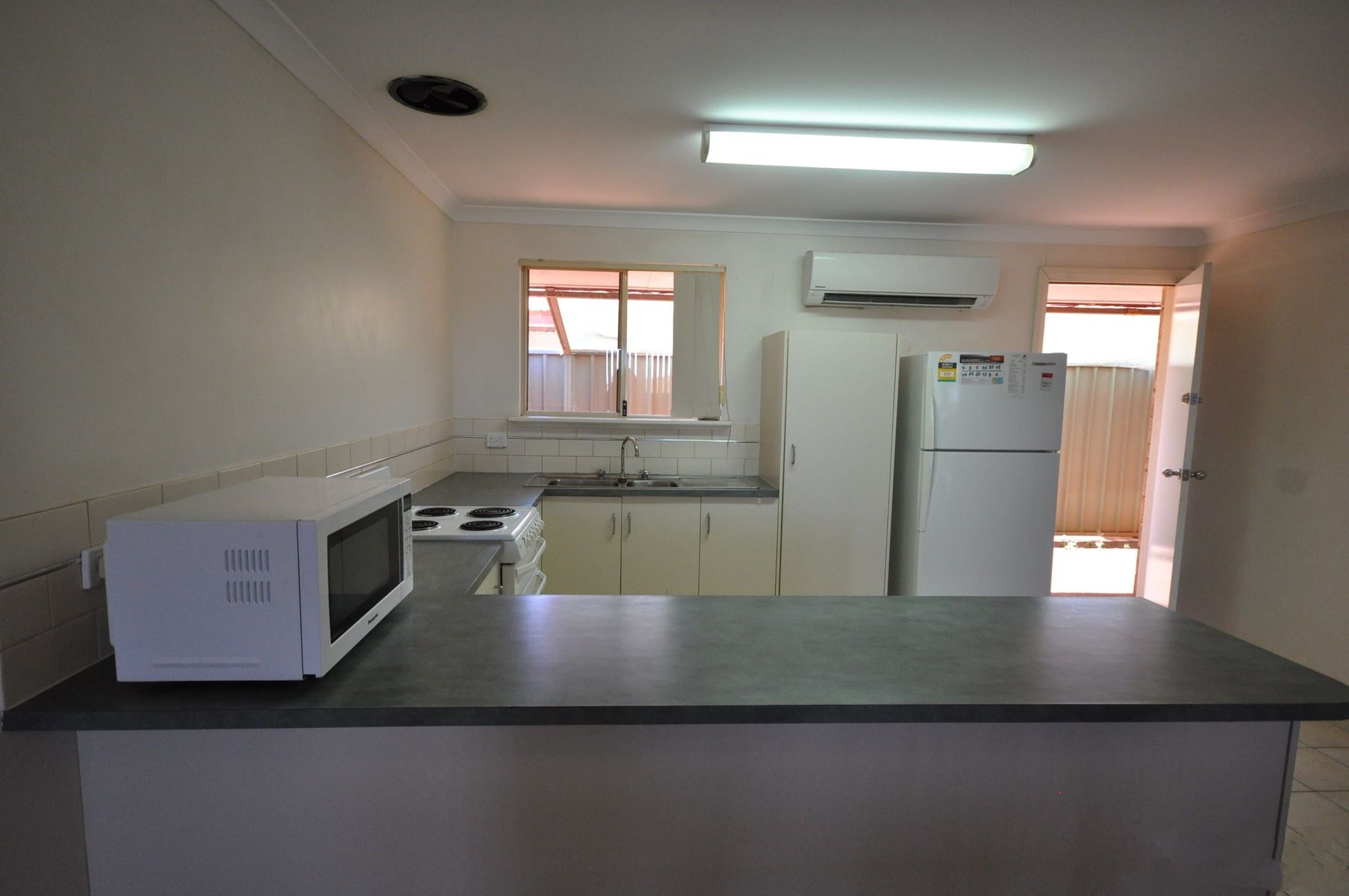 35/1 Cowra Drive, Newman WA 6753, Newman - Thumbnail 5