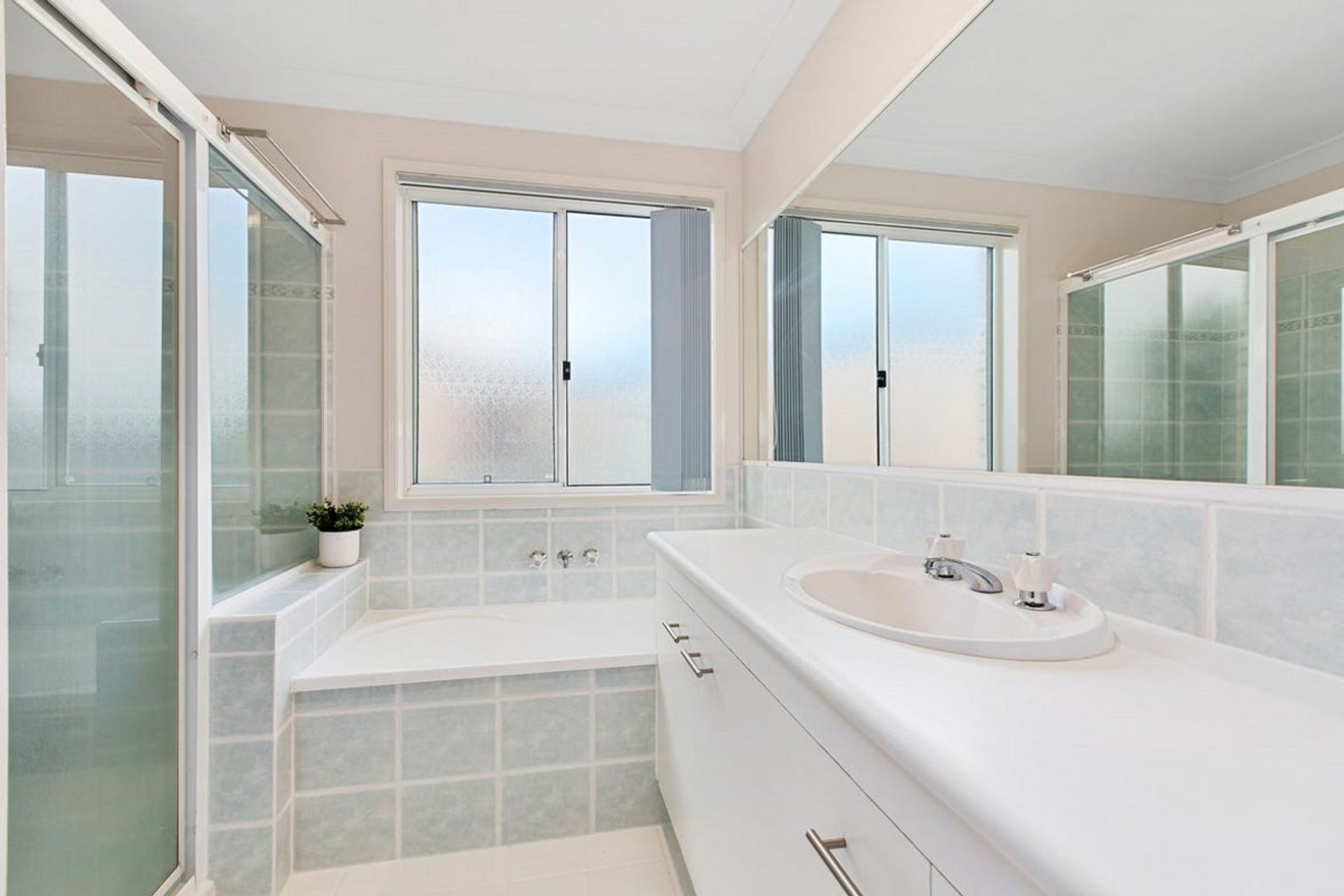 6 Lake Tahoe Drive, Bilambil Heights NSW 2486, Bilambil Heights - Thumbnail 4