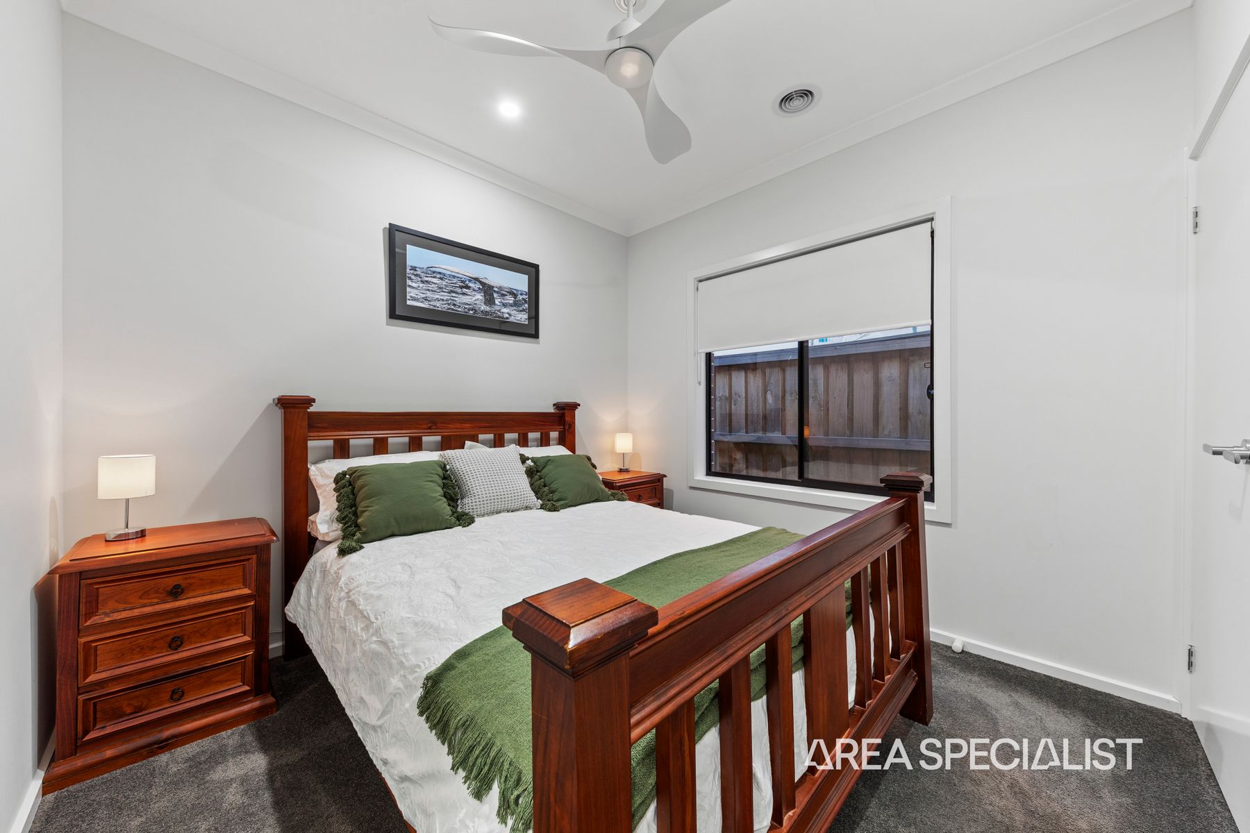 12 Undara Road, Clyde North, VIC 3978, Clyde North - Thumbnail 8