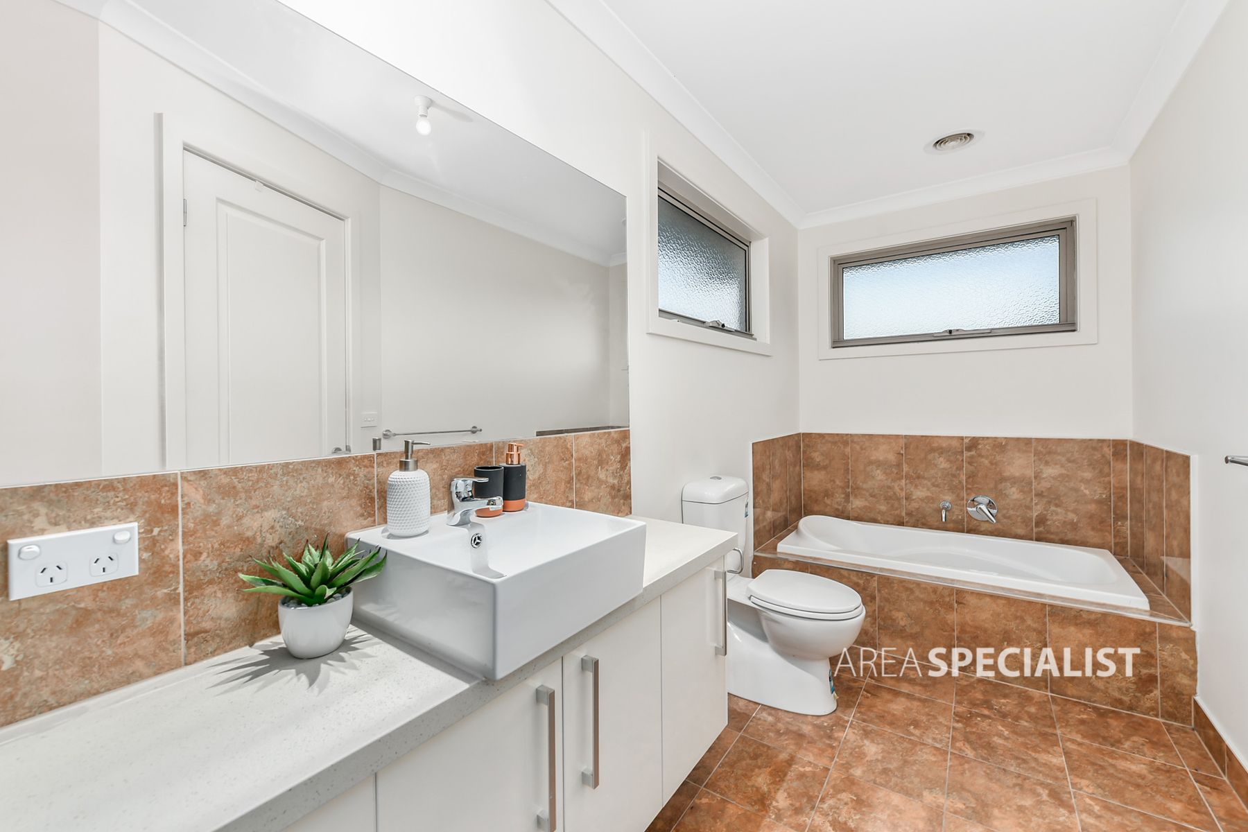 15A Racecourse Road, Noble Park, VIC 3174, Noble Park - Thumbnail 8