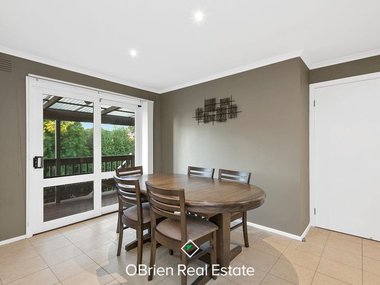 20 Kinkead Crescent, Endeavour Hills, VIC 3802, Endeavour Hills - Thumbnail 4