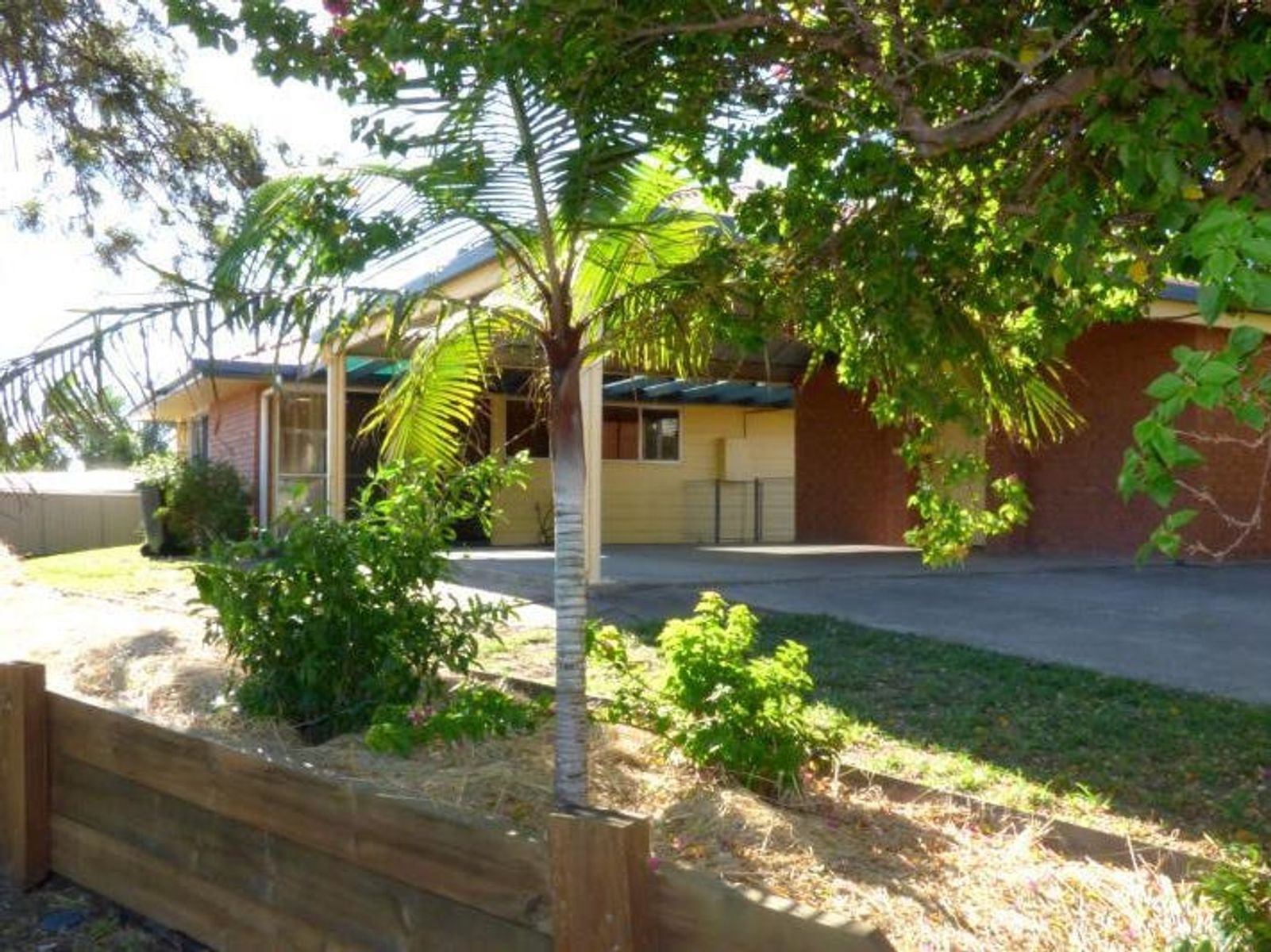 14 Paroz Crescent, Biloela QLD 4715 - Image 1