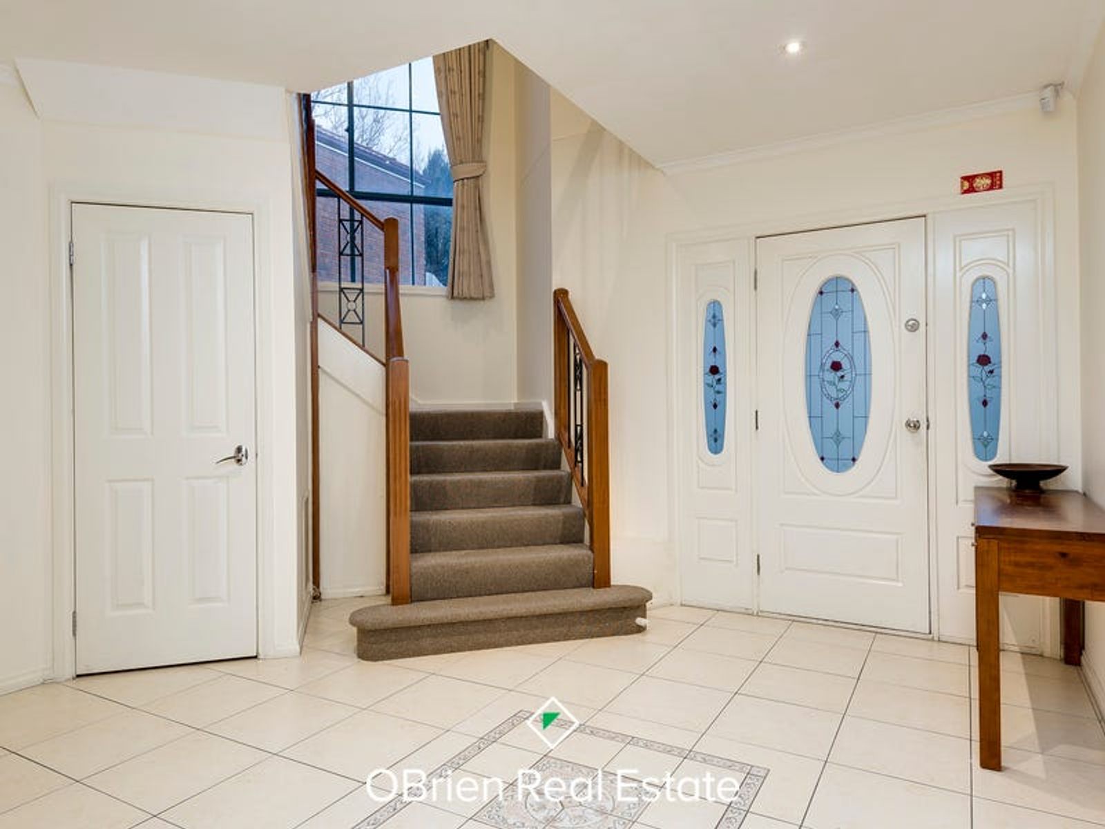 41 Barnsley Drive, Endeavour Hills, VIC 3802, Endeavour Hills - Thumbnail 2