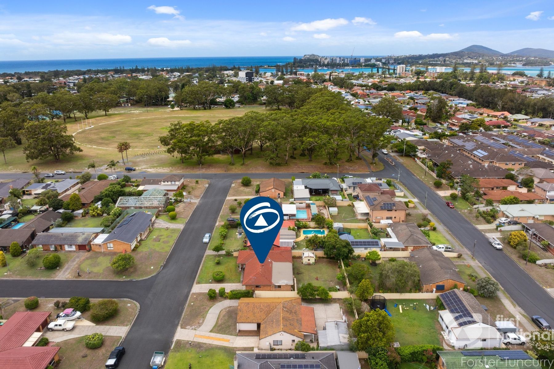 6 De Lore Crescent, Tuncurry NSW 2428, Tuncurry - Thumbnail 2