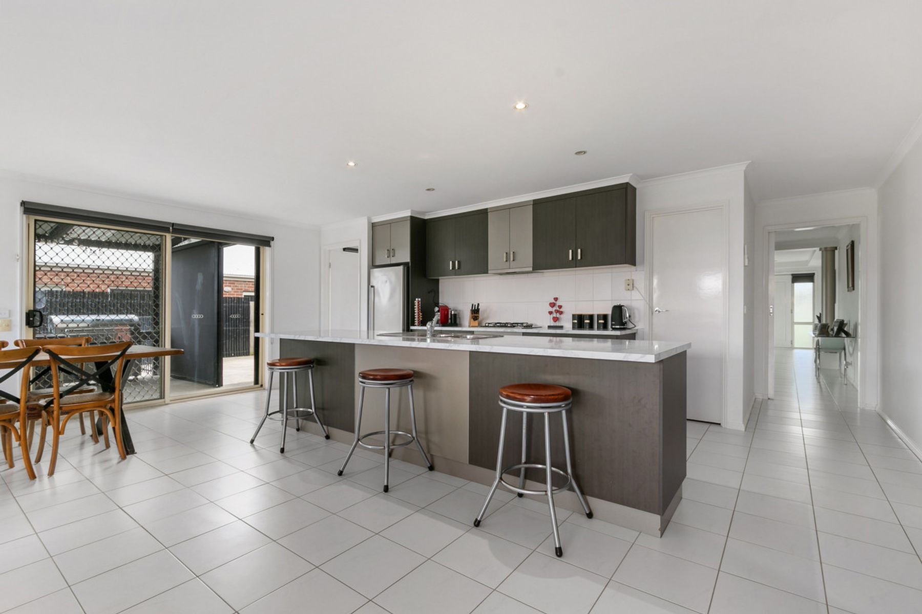 13 Monaghan Close, Traralgon VIC 3844, Traralgon - Thumbnail 2