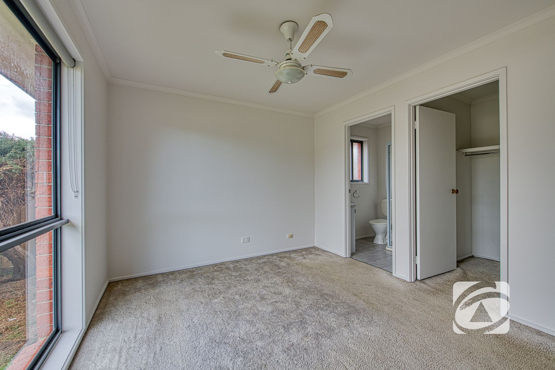 48 Insignia Crescent, Berwick VIC 3806, Berwick - Thumbnail 8