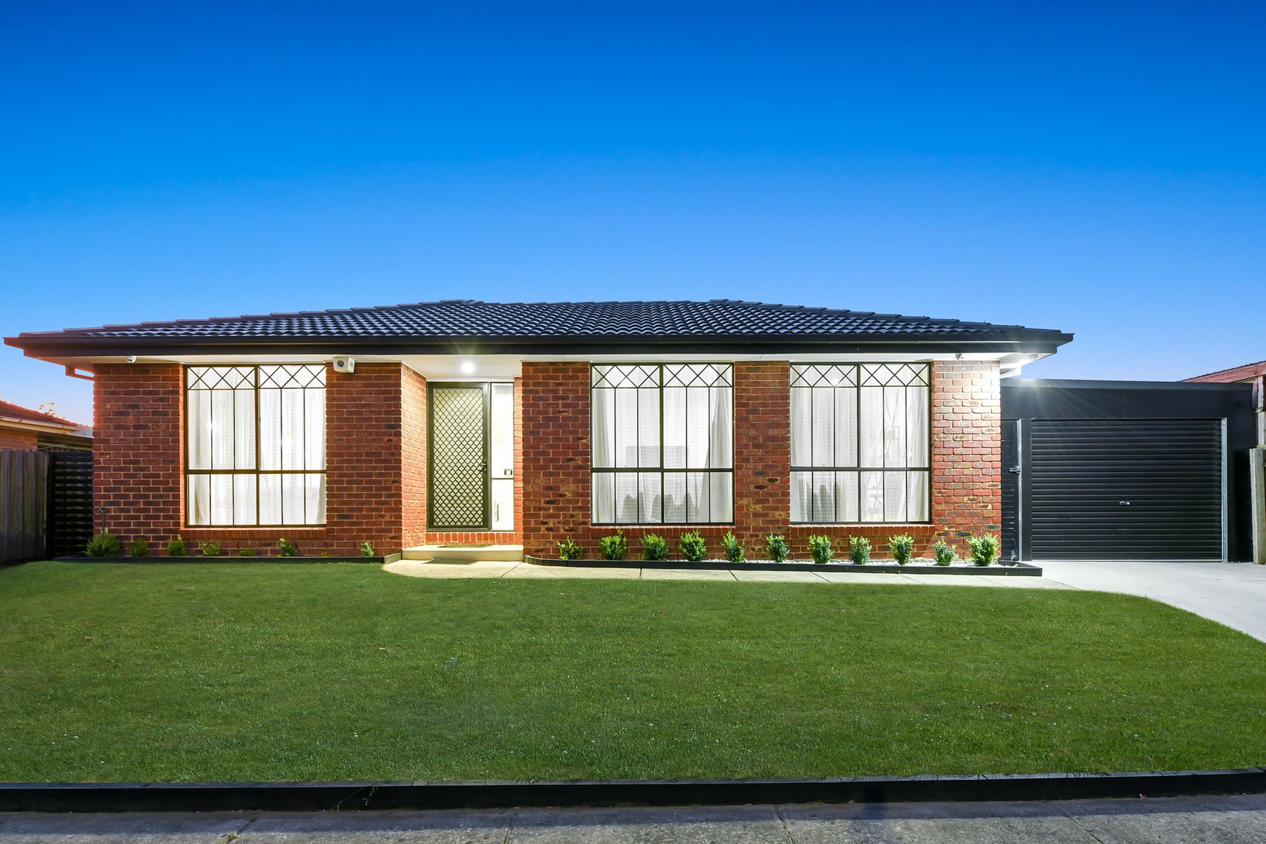 37 Annaliese Street, CHISHOLM, Chisholm - Thumbnail 2