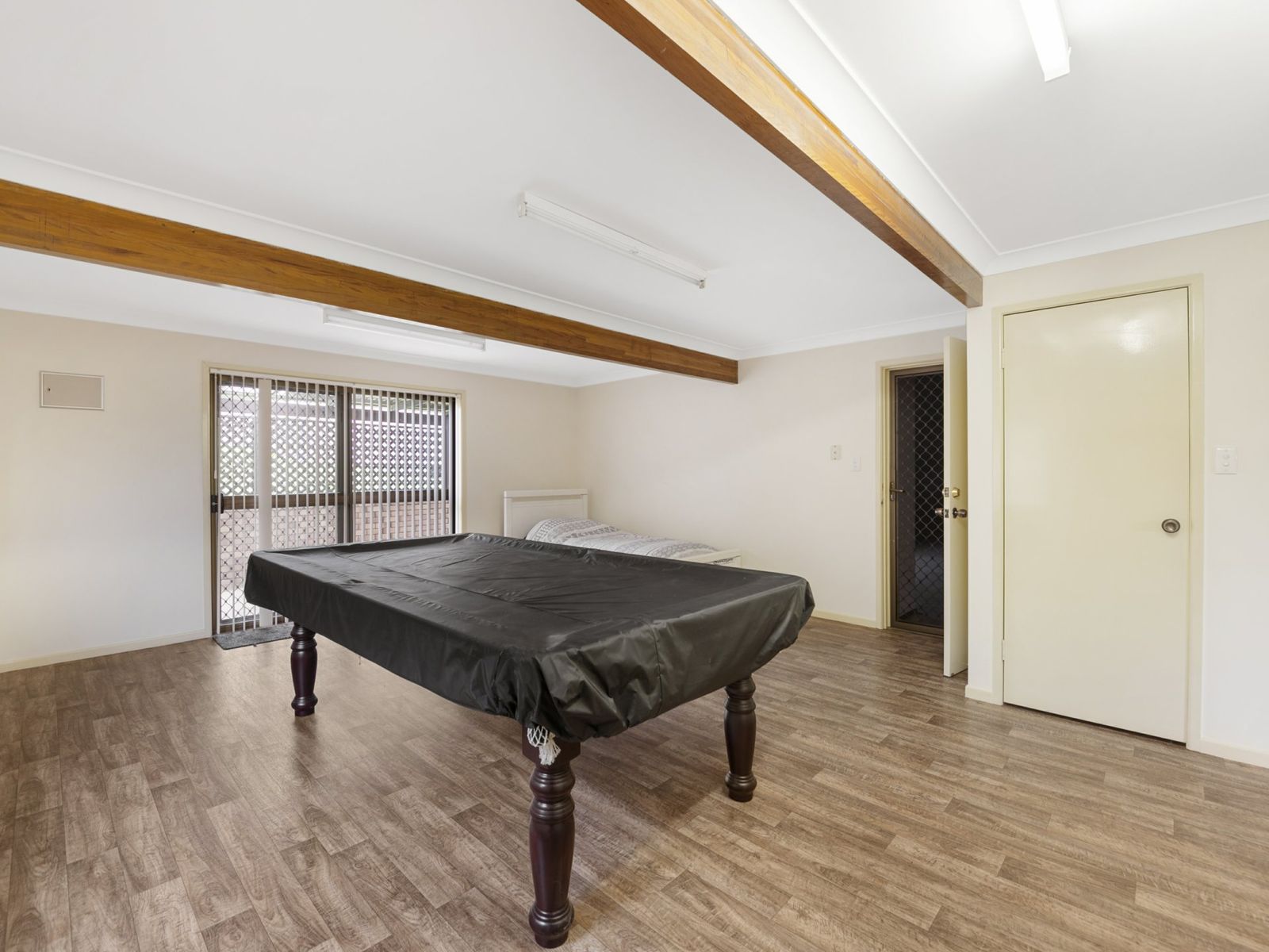 92 Locke Street, Warwick - Thumbnail 5