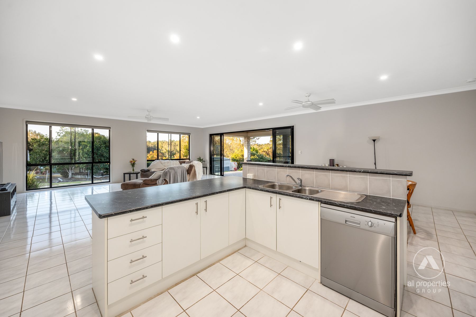390-392 Spring Mountain Drive, Greenbank QLD 4124, Greenbank - Thumbnail 7