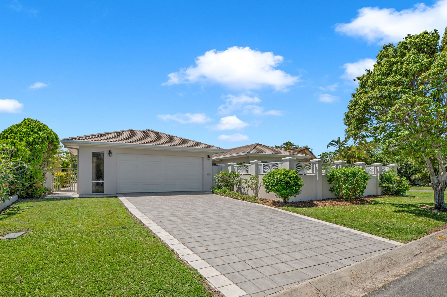 9 Torio Place, Runaway Bay QLD 4216