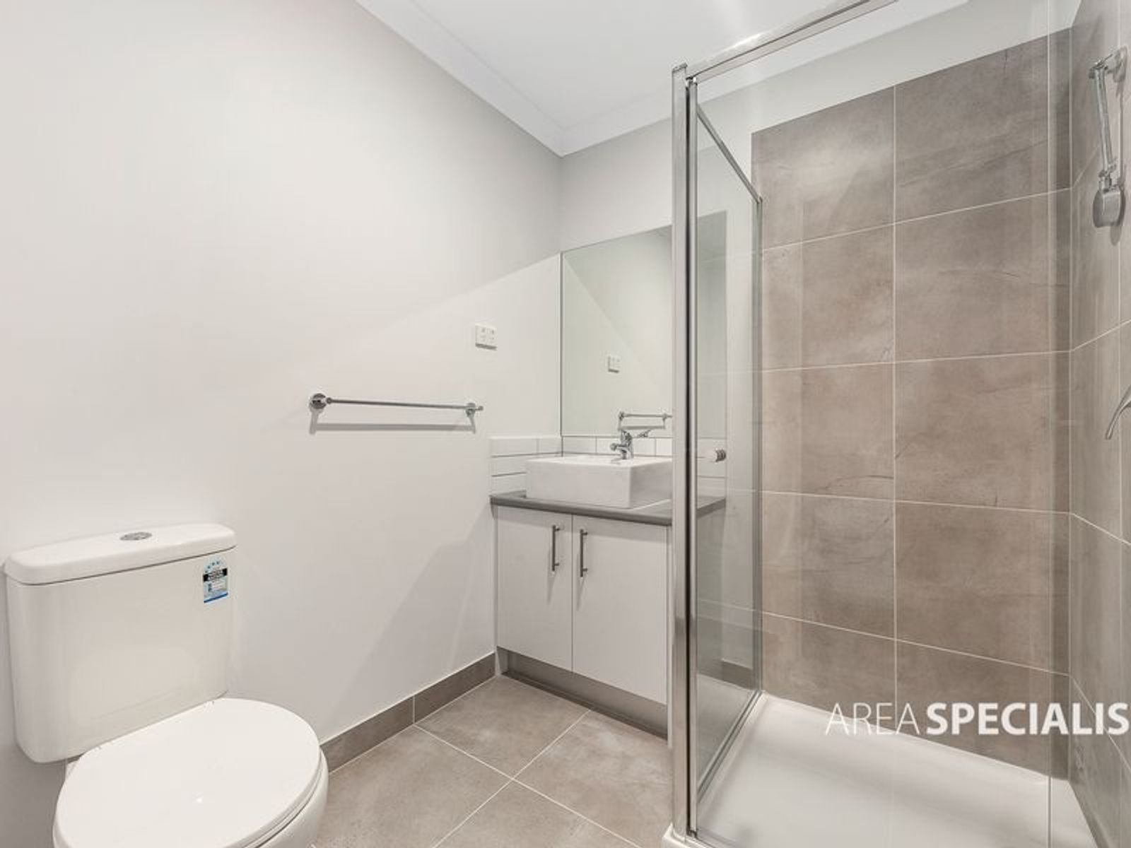 8 Cassius Cct, Cranbourne North, VIC 3977, Cranbourne North - Thumbnail 7
