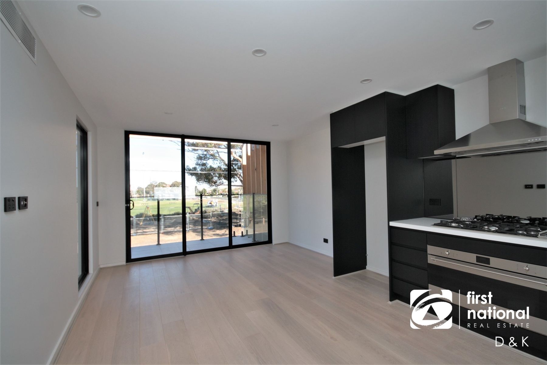 86 Drew Street, Yarraville VIC 3013, Yarraville - Thumbnail 3