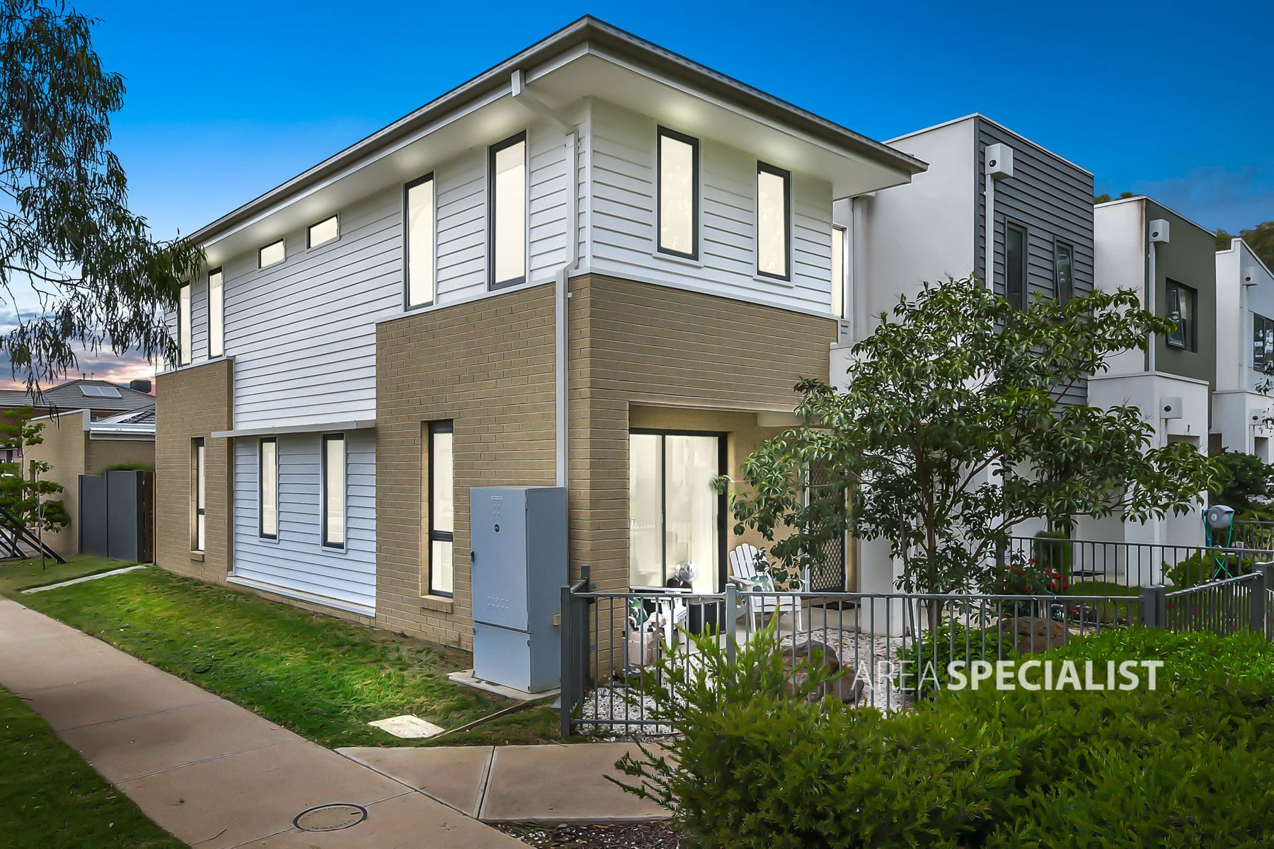 1/25 Orlando Crescent, Keysborough, VIC 3173, Keysborough - Thumbnail 2