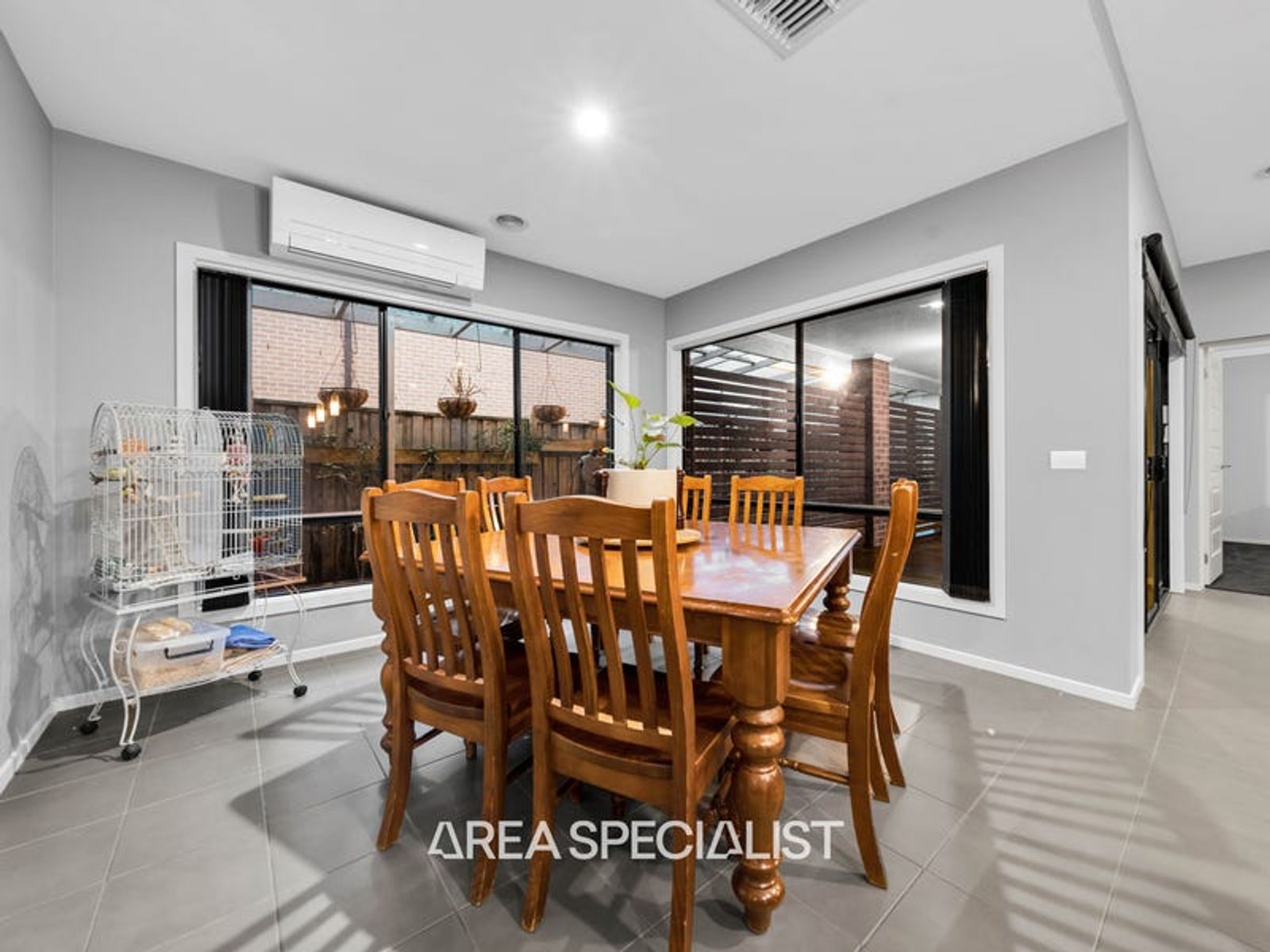 15 Chedword Road, Cranbourne North, VIC 3977, Cranbourne North - Thumbnail 4