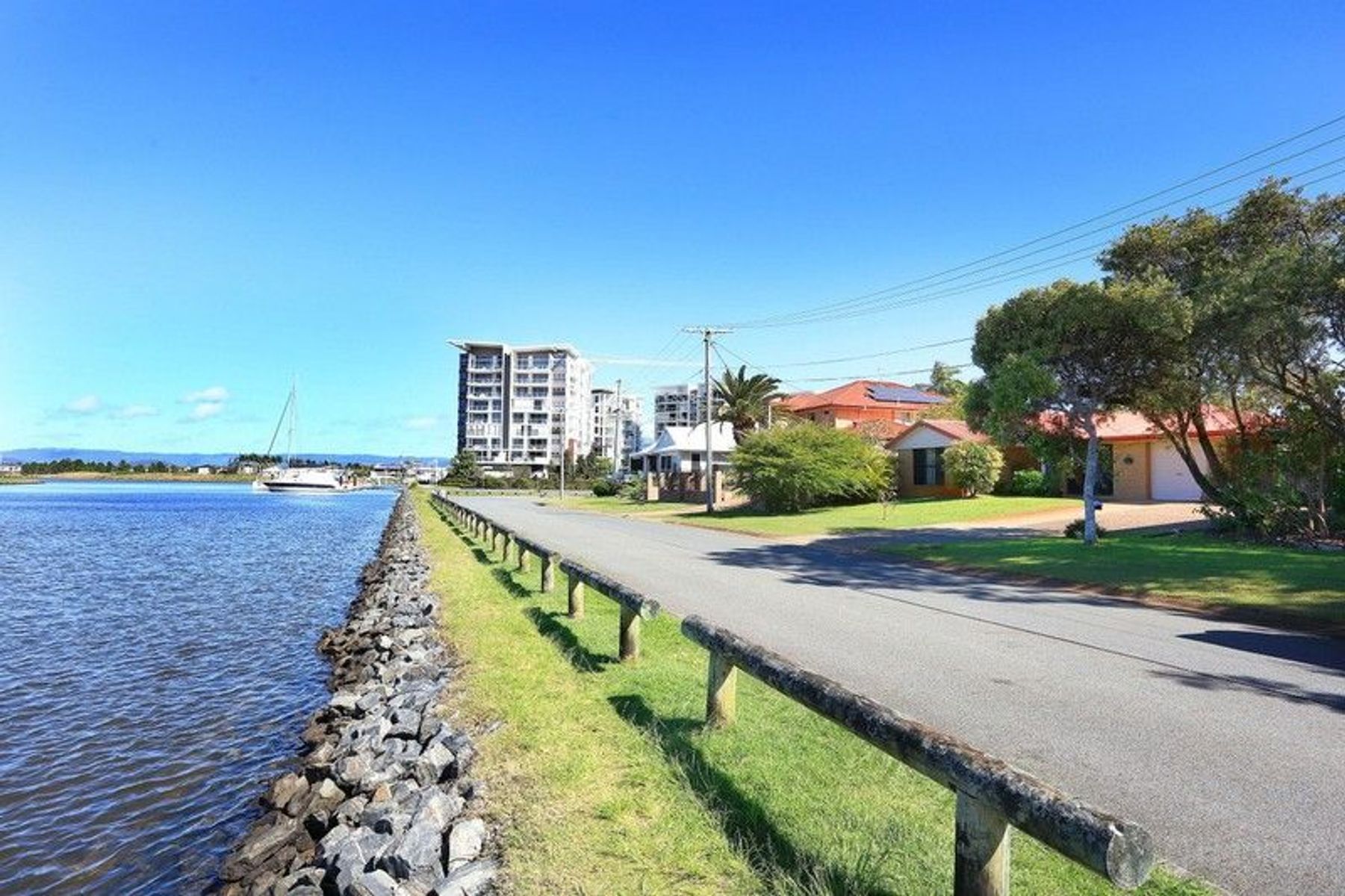 100 Barton Street, Mayfield, Mayfield - Thumbnail 5