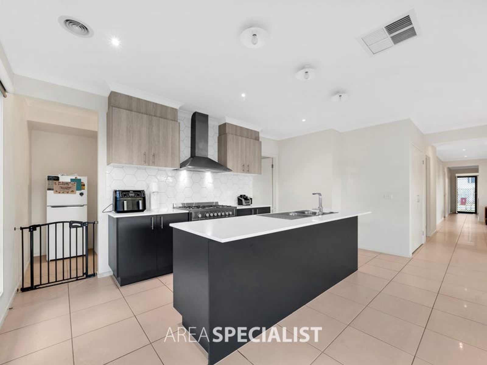 1 Panther Close, Clyde North, VIC 3978, Clyde North - Thumbnail 6