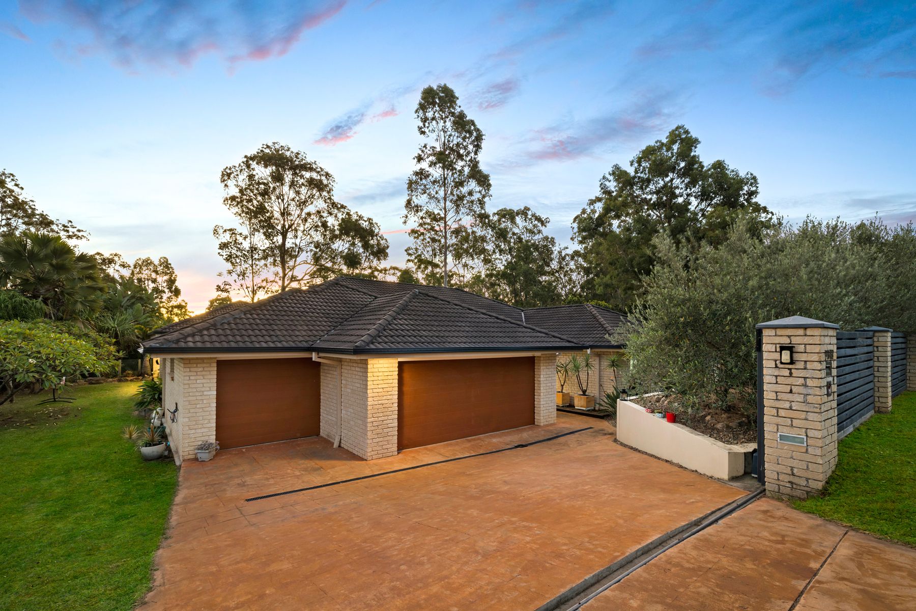 4 Adina Court, Springfield Lakes QLD 4300, Springfield Lakes - Thumbnail 2