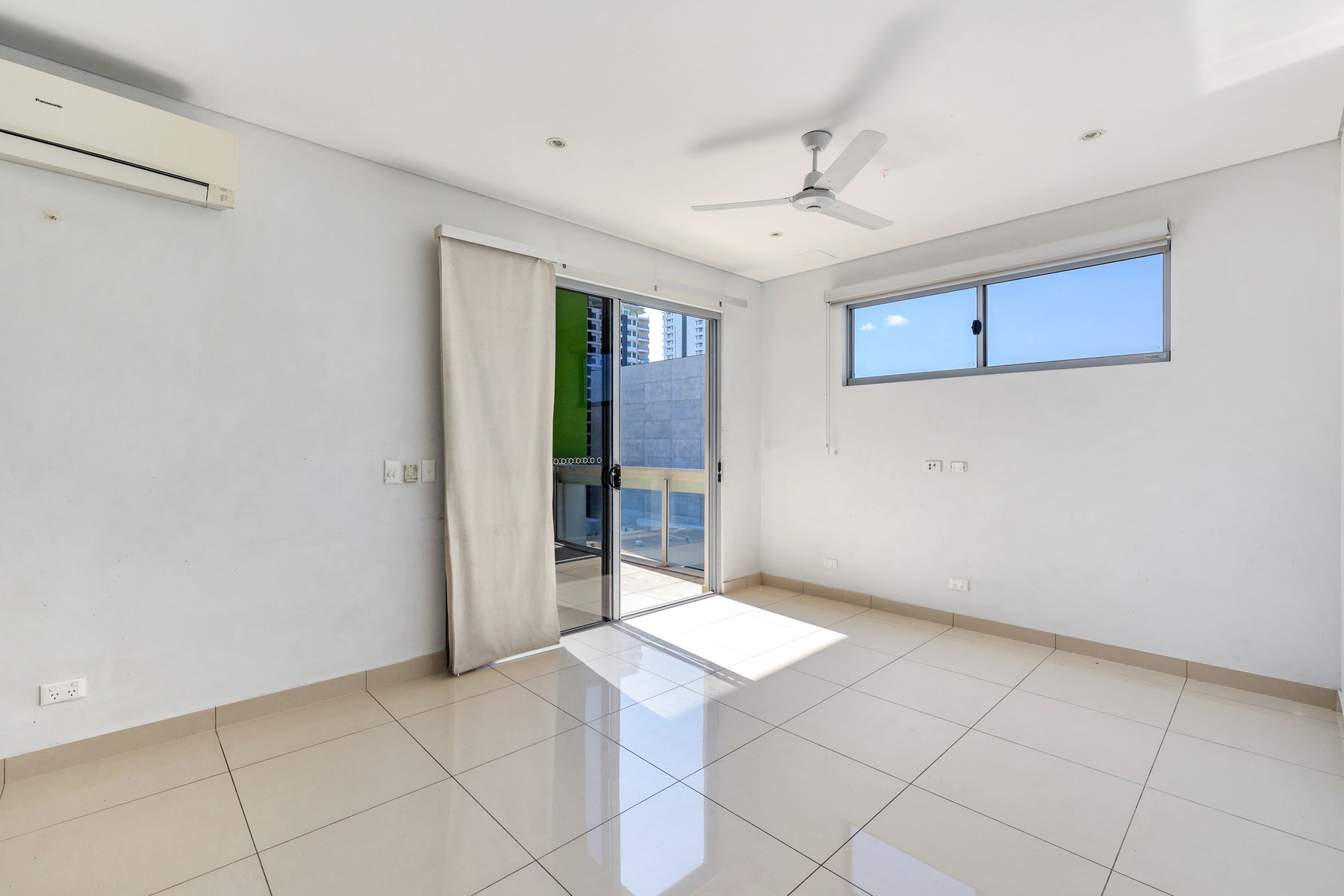 708/39 Cavenagh Street, Darwin City NT 0800, Darwin City - Thumbnail 5