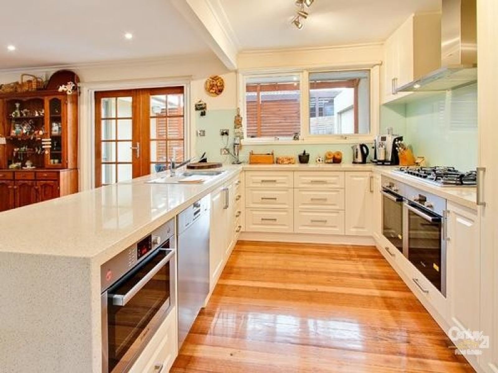 211 Hawthorn Road, Vermont South, VIC 3133, Vermont South - Thumbnail 4