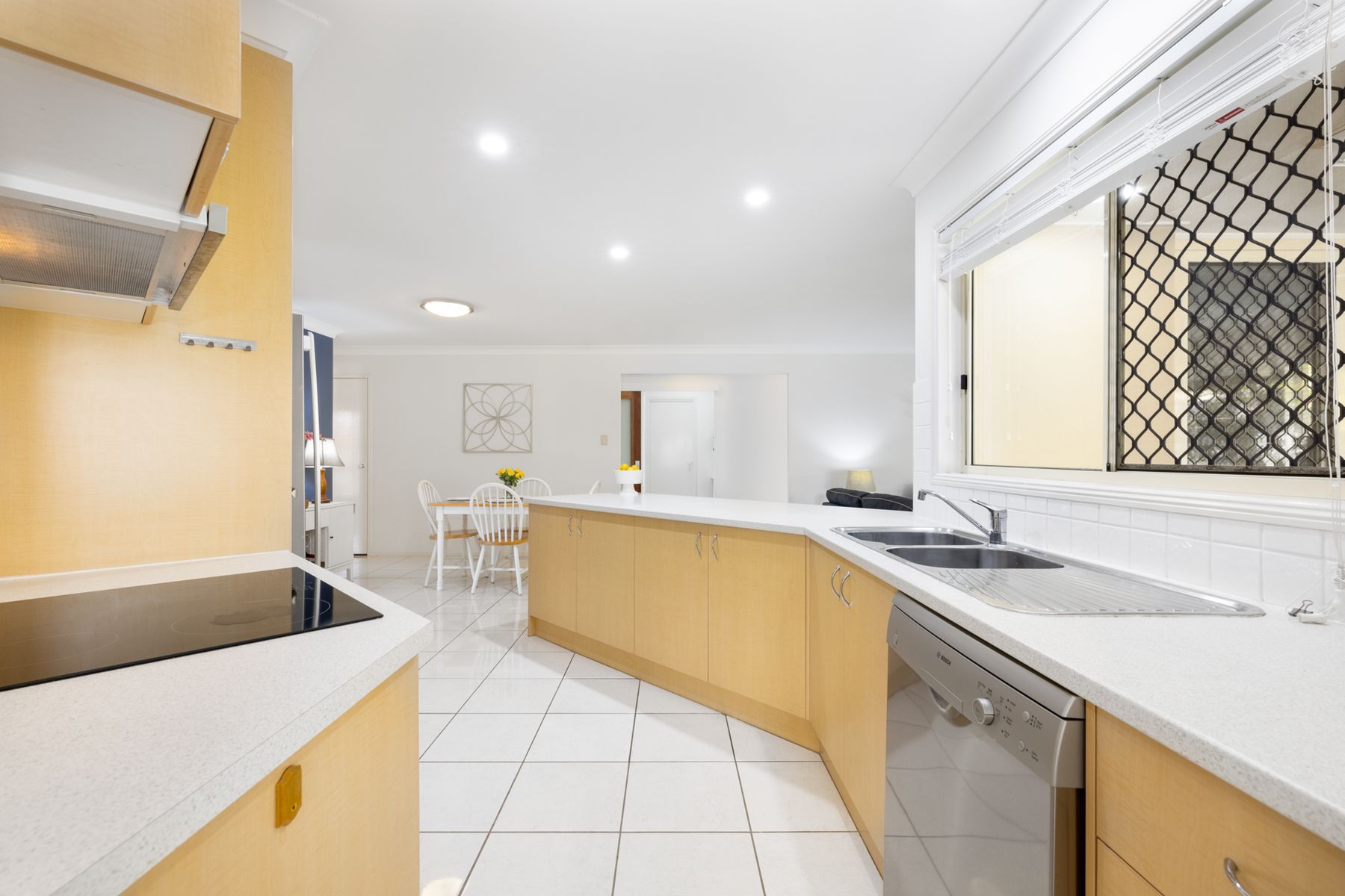 10 Essex Place, Heritage Park QLD 4118, Heritage Park - Thumbnail 5