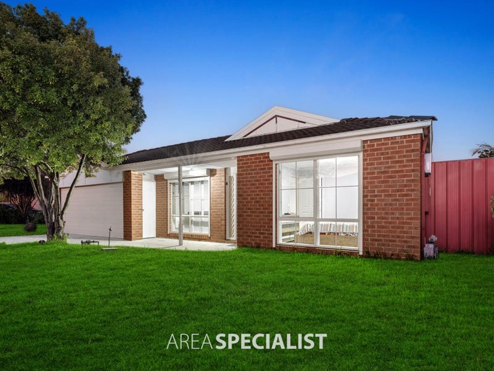 11 Essex Court, Cranbourne East, VIC 3977, Cranbourne East - Thumbnail 2