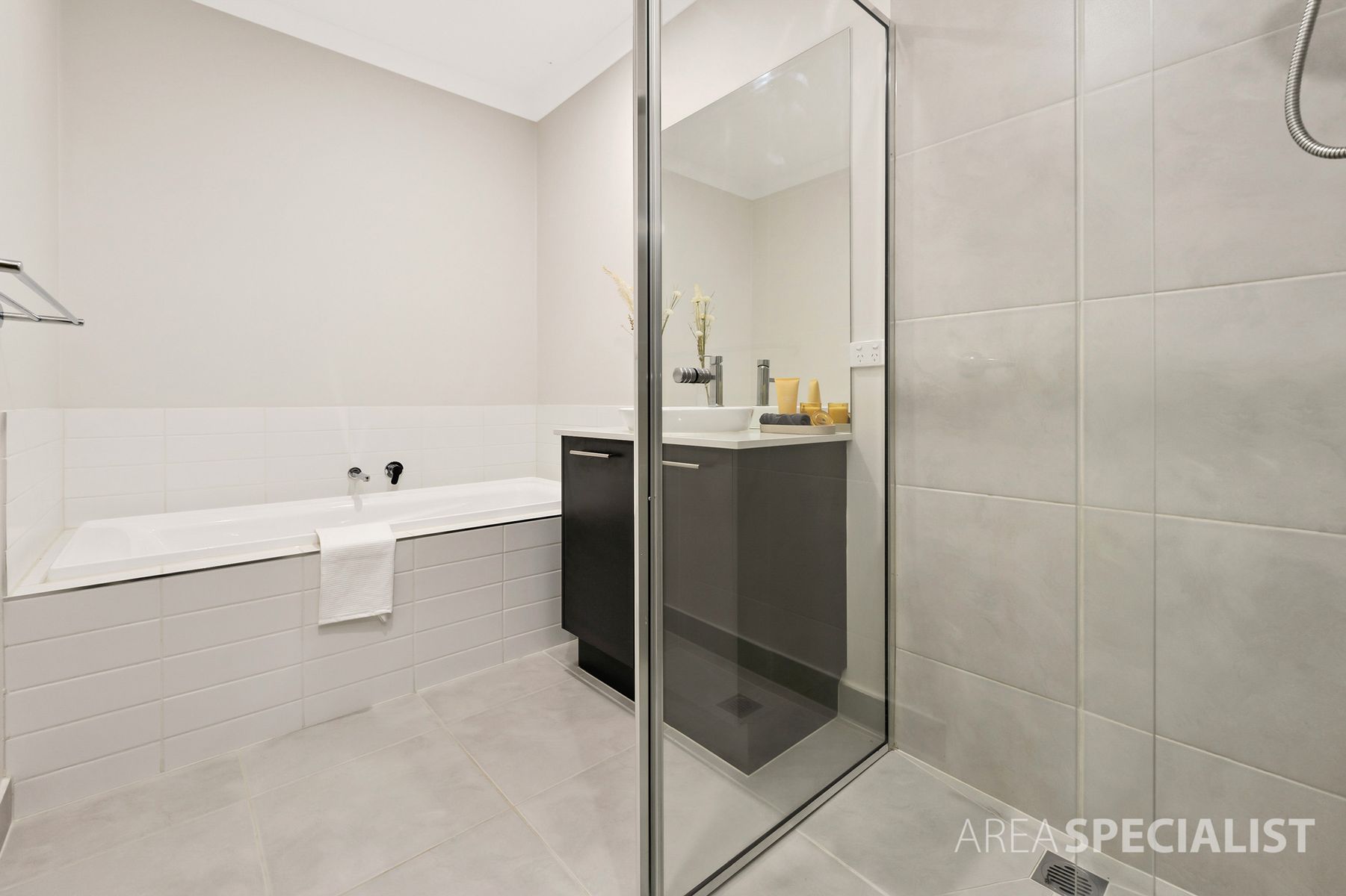 23 Langshan Road, Clyde North, VIC 3978, Clyde North - Thumbnail 6