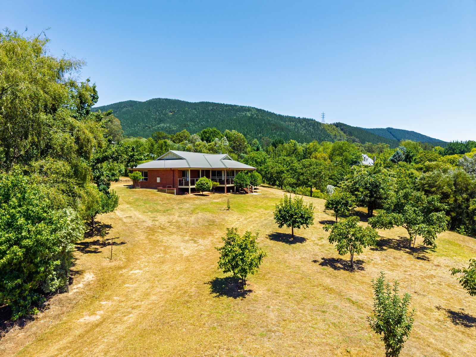 1 James Close, Bright VIC 3741, Bright - Image 1