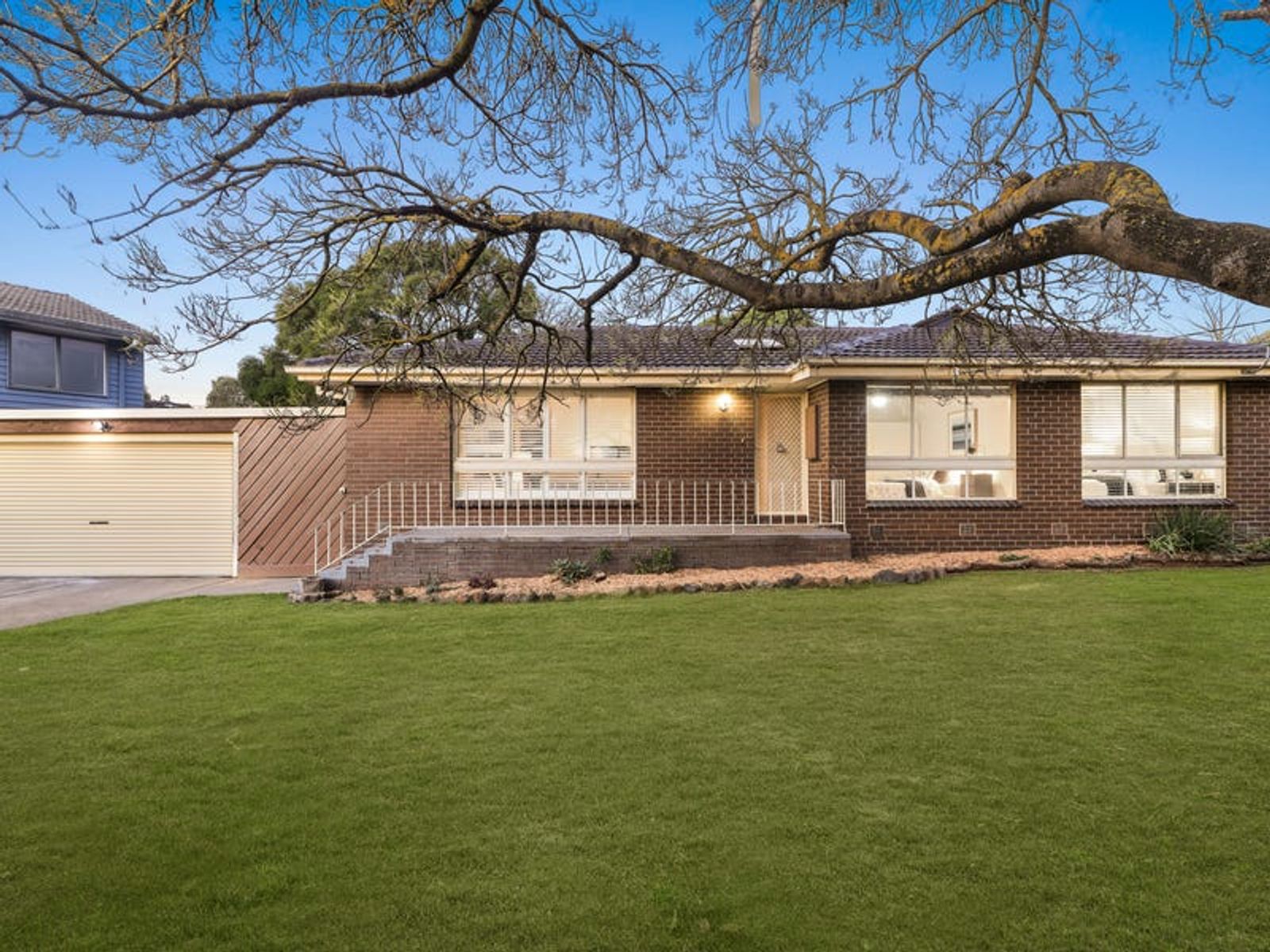 11 Dinsdale Road, Boronia, VIC 3155, Boronia - Thumbnail 2