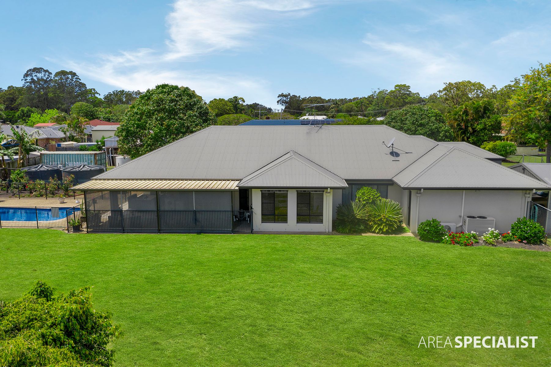 32 Pelican Parade, Jacobs Well, QLD 4208, Jacobs Well - Thumbnail 4