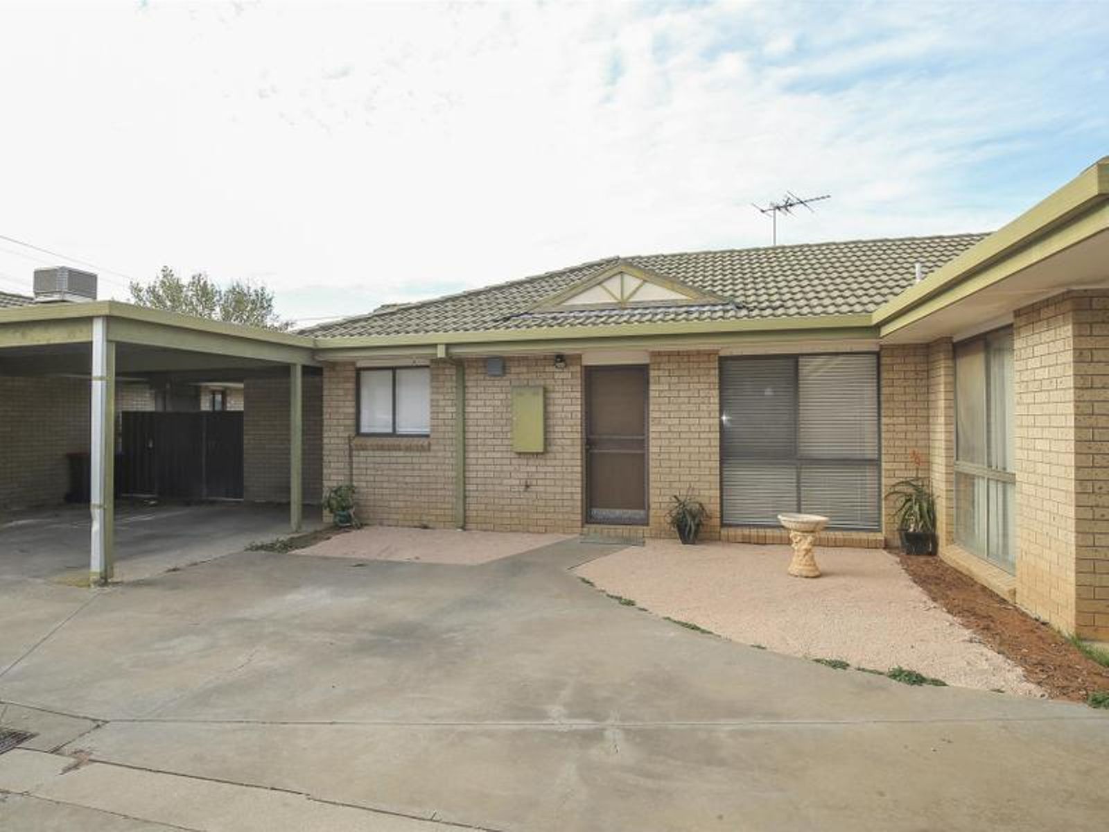 2/234 San Mateo Avenue, Mildura - Image 1