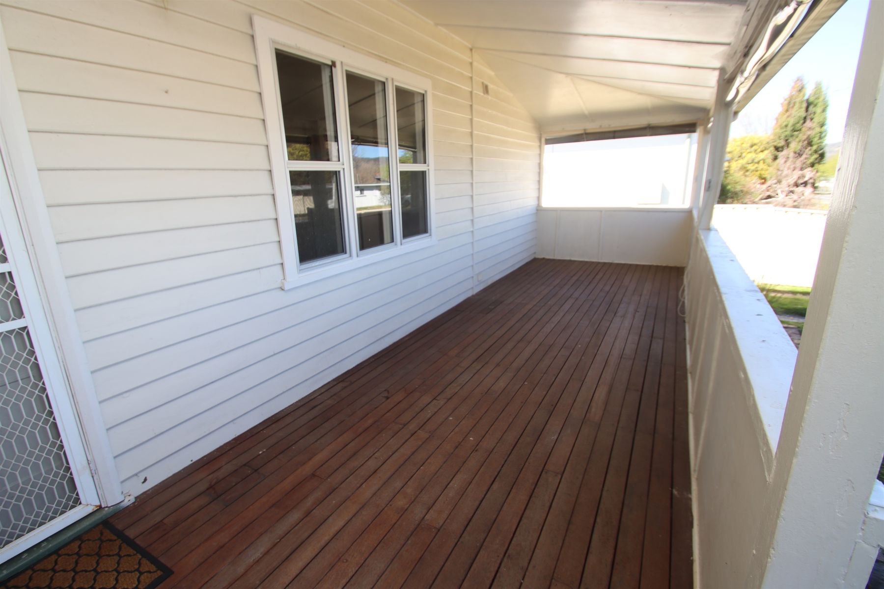 28 Margaret Street, Tenterfield NSW 2372, Tenterfield - Thumbnail 2