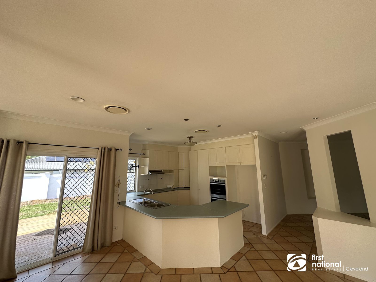 10 Mossip Court, Wellington Point QLD 4160, Wellington Point - Thumbnail 7