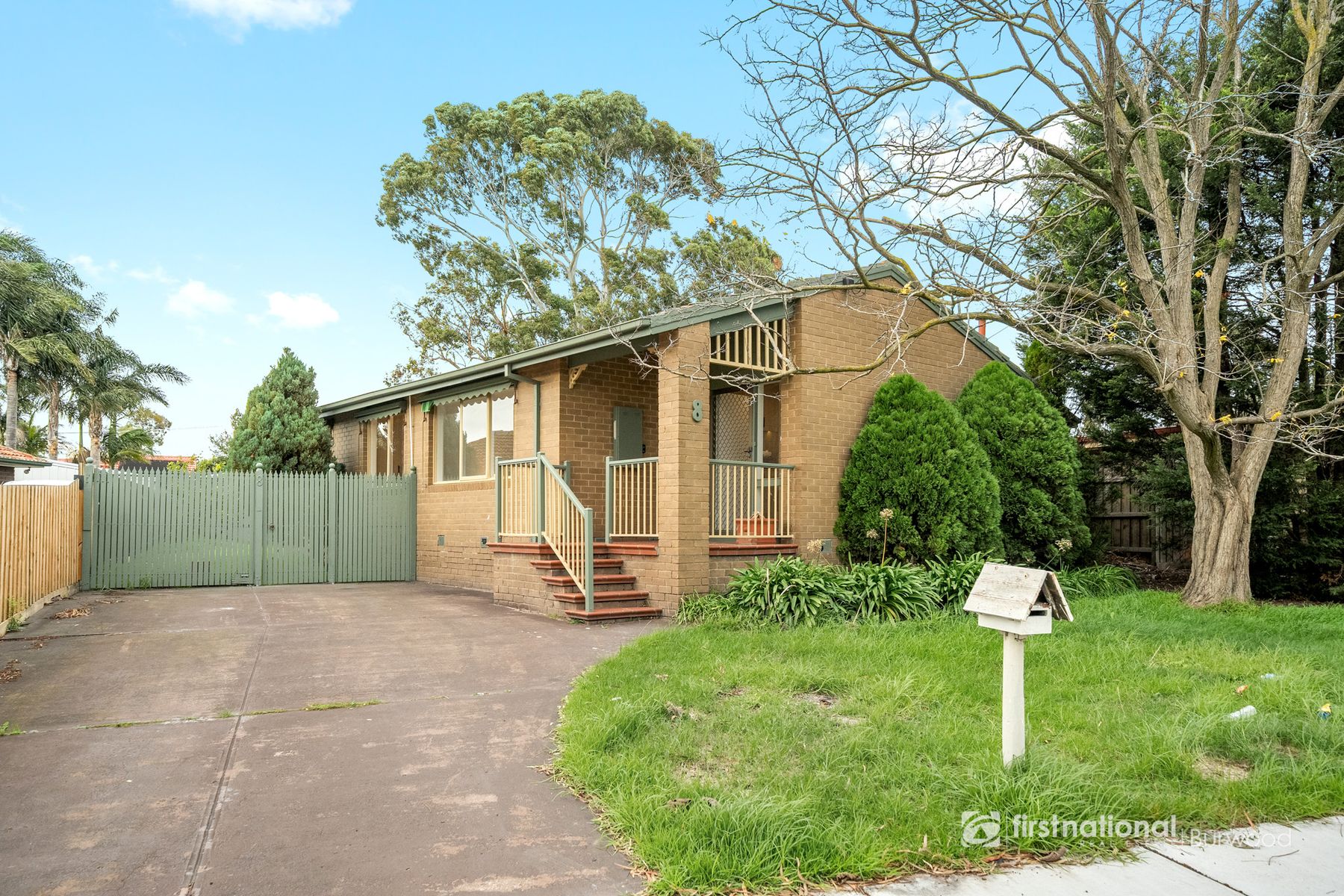 8 Hovell Court, Cranbourne VIC 3977, Cranbourne - Image 1