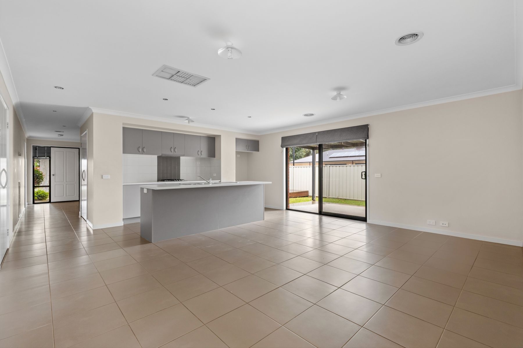 6 Elandra Drive, Ascot, VIC 3551, Ascot - Thumbnail 2