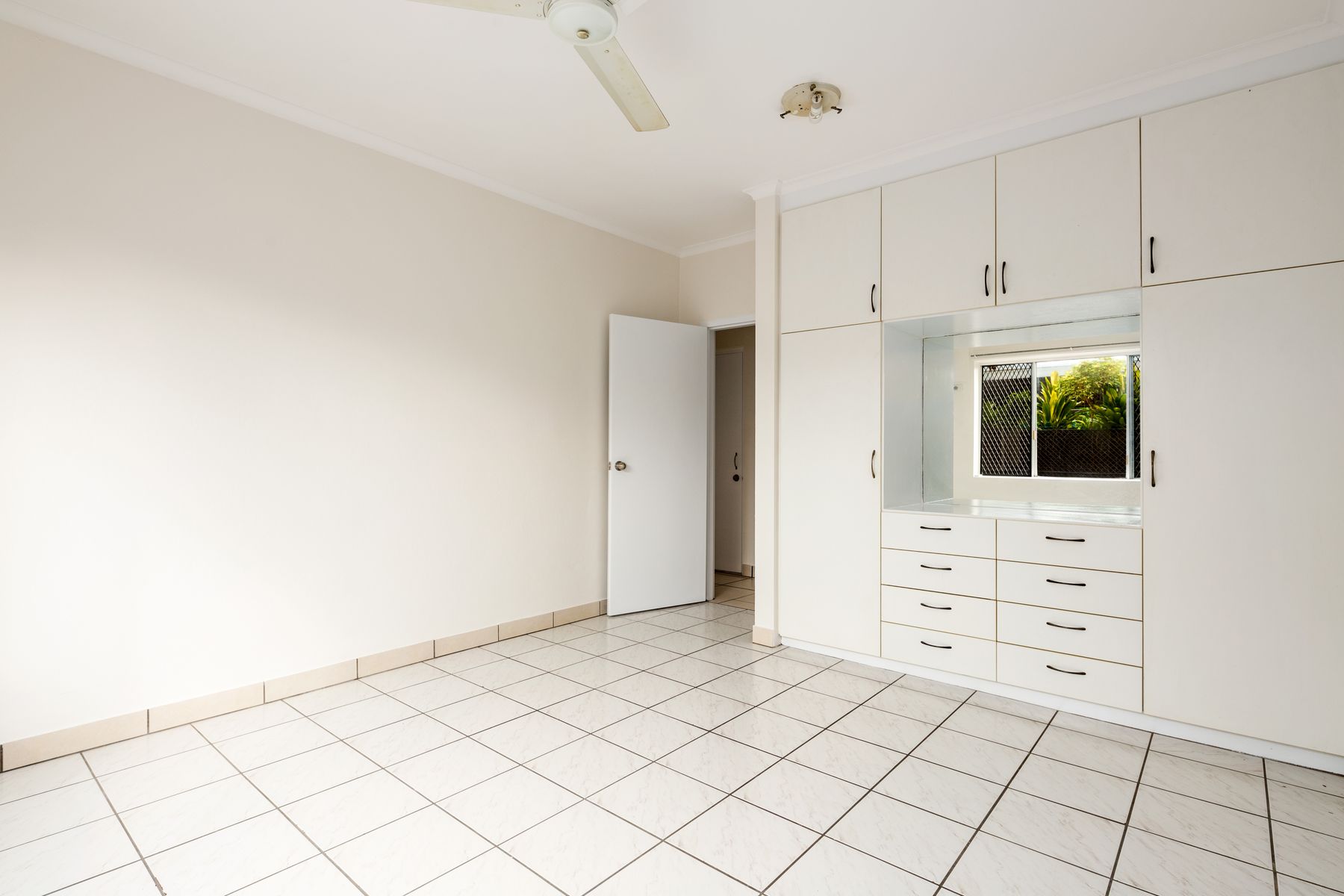 16 Sabine Road, Millner NT 0810, Millner - Thumbnail 4