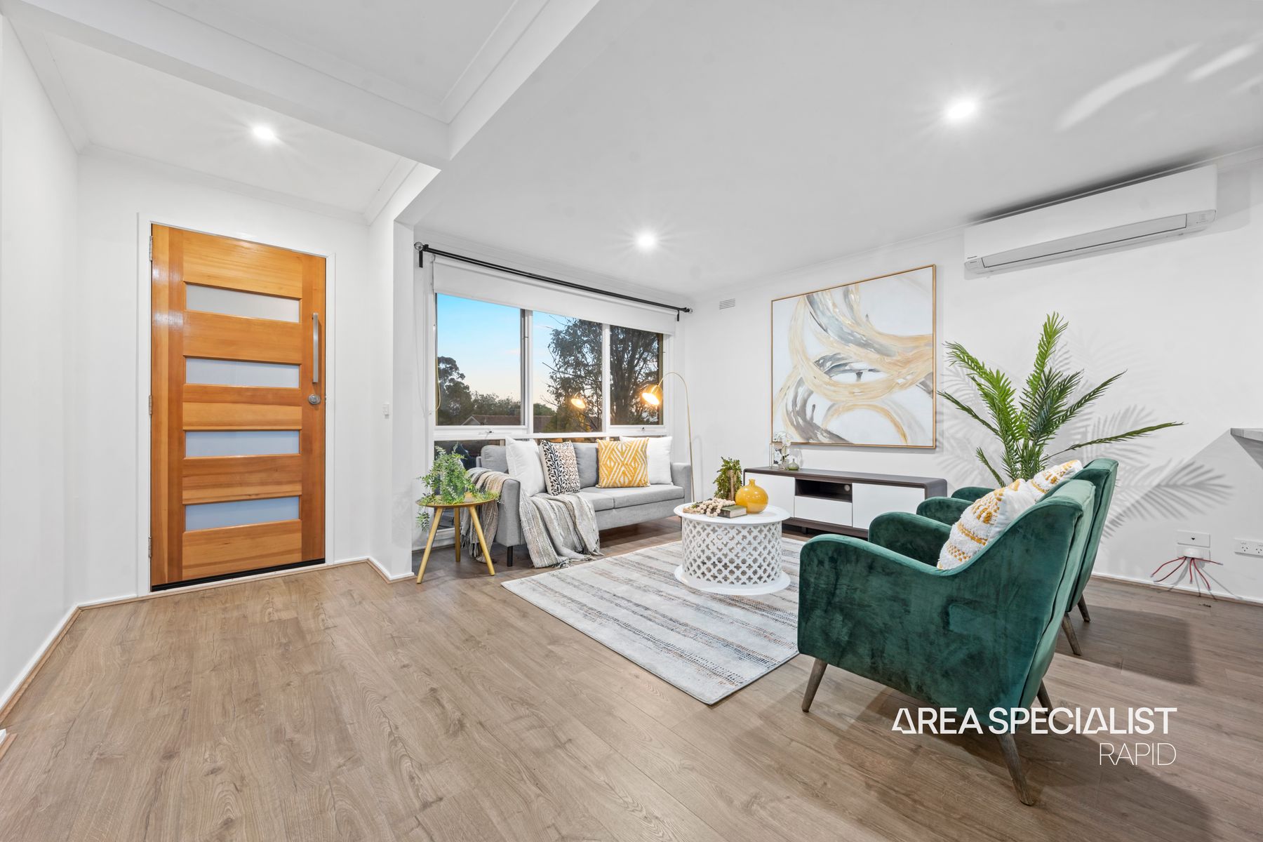 13 Highton Close, Hampton Park, Hampton Park - Thumbnail 3