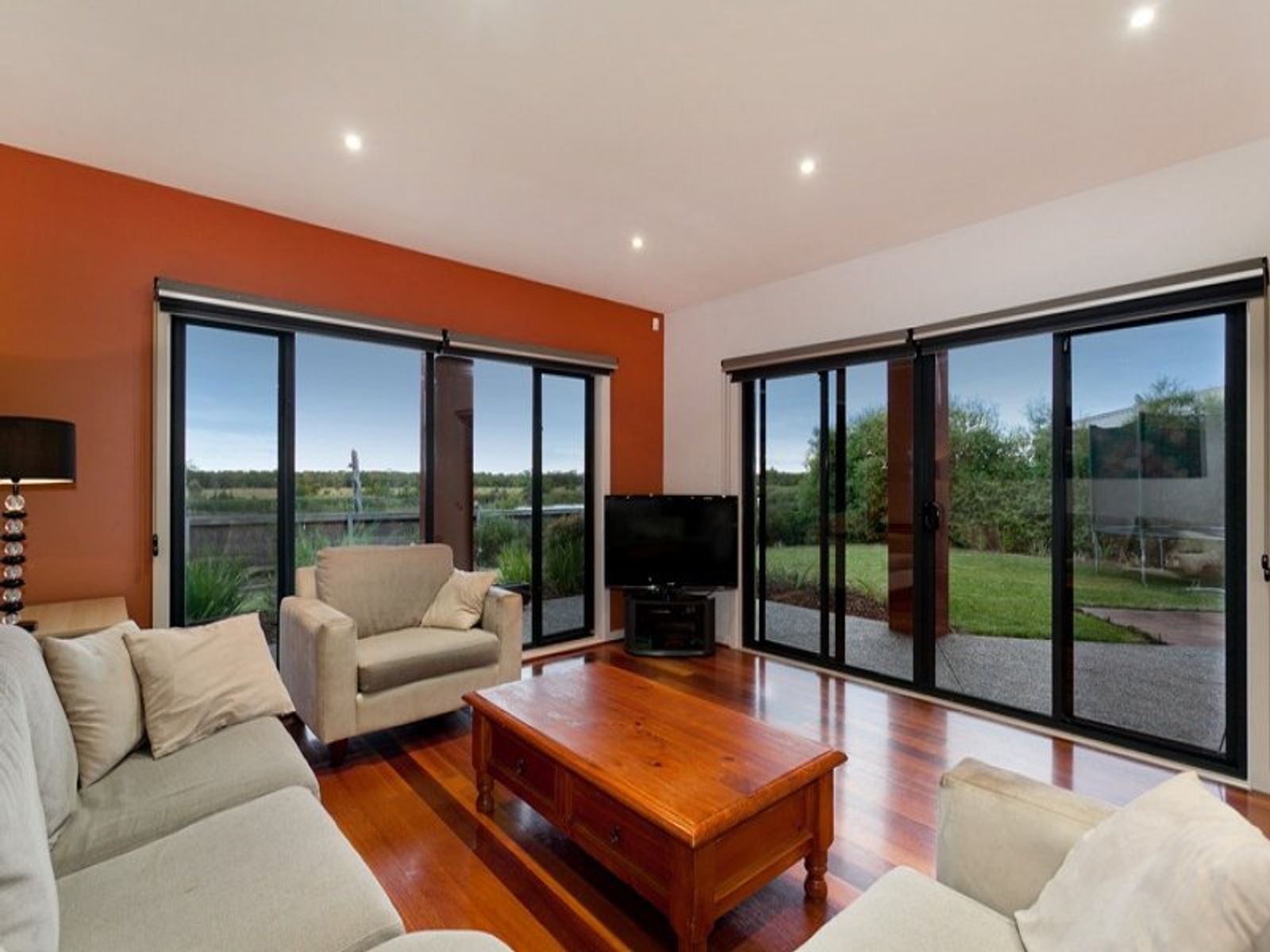 12 Island Point Avenue, Waterways, VIC 3195, Waterways - Thumbnail 5