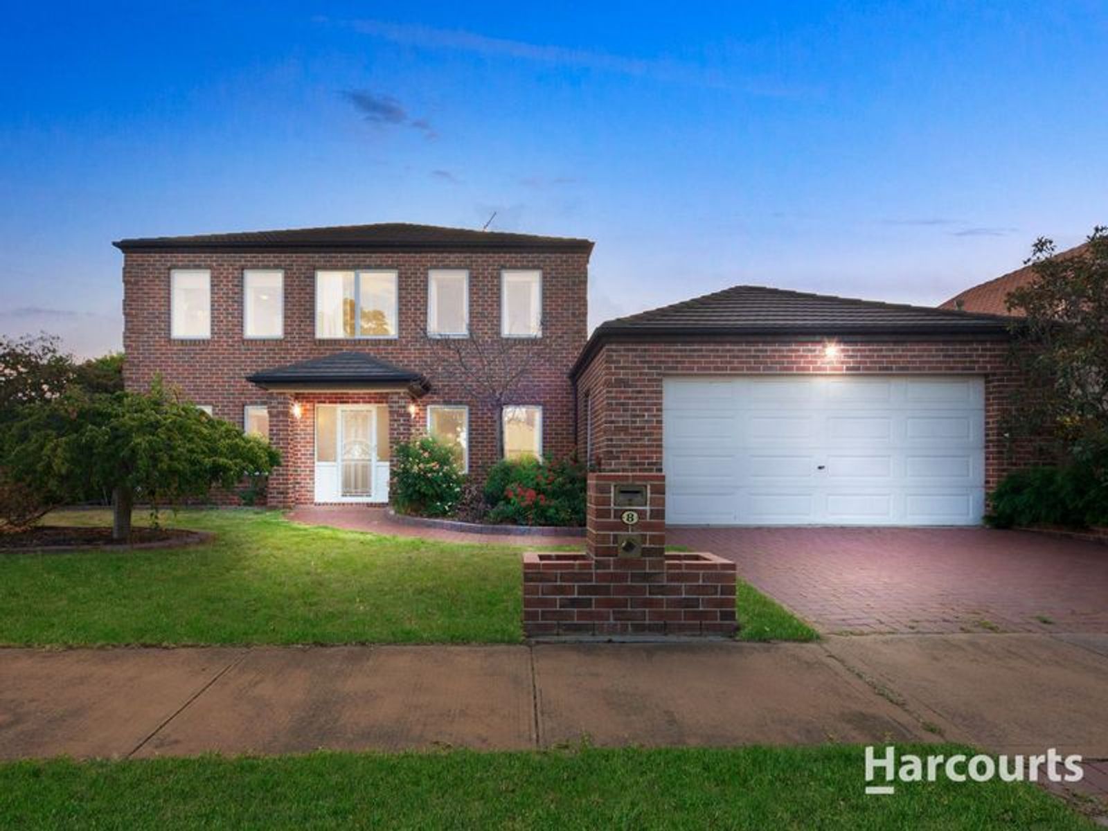 8 Daylesford Terrace, Caroline Springs, VIC 3023, Caroline Springs - Thumbnail 2