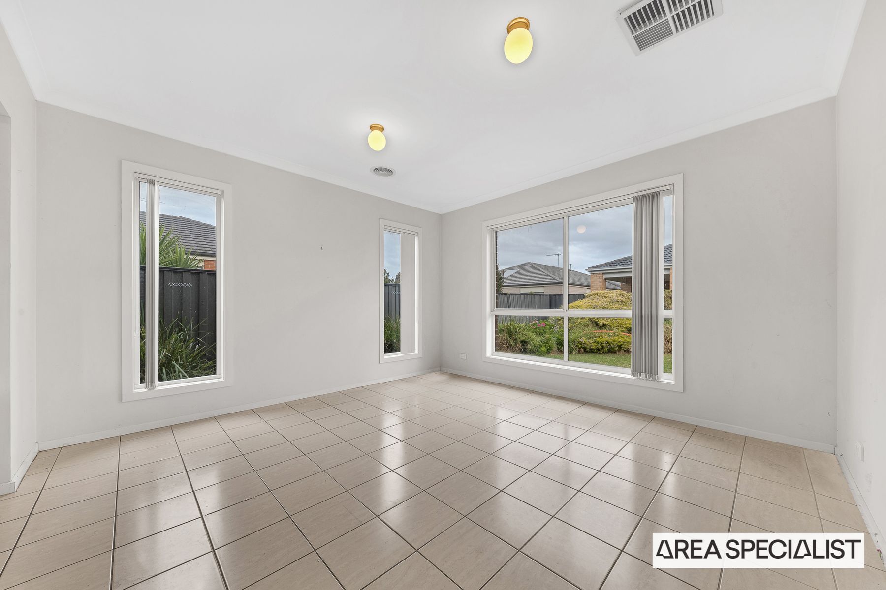 11 Hardwick Road, Point Cook, Point Cook - Thumbnail 3