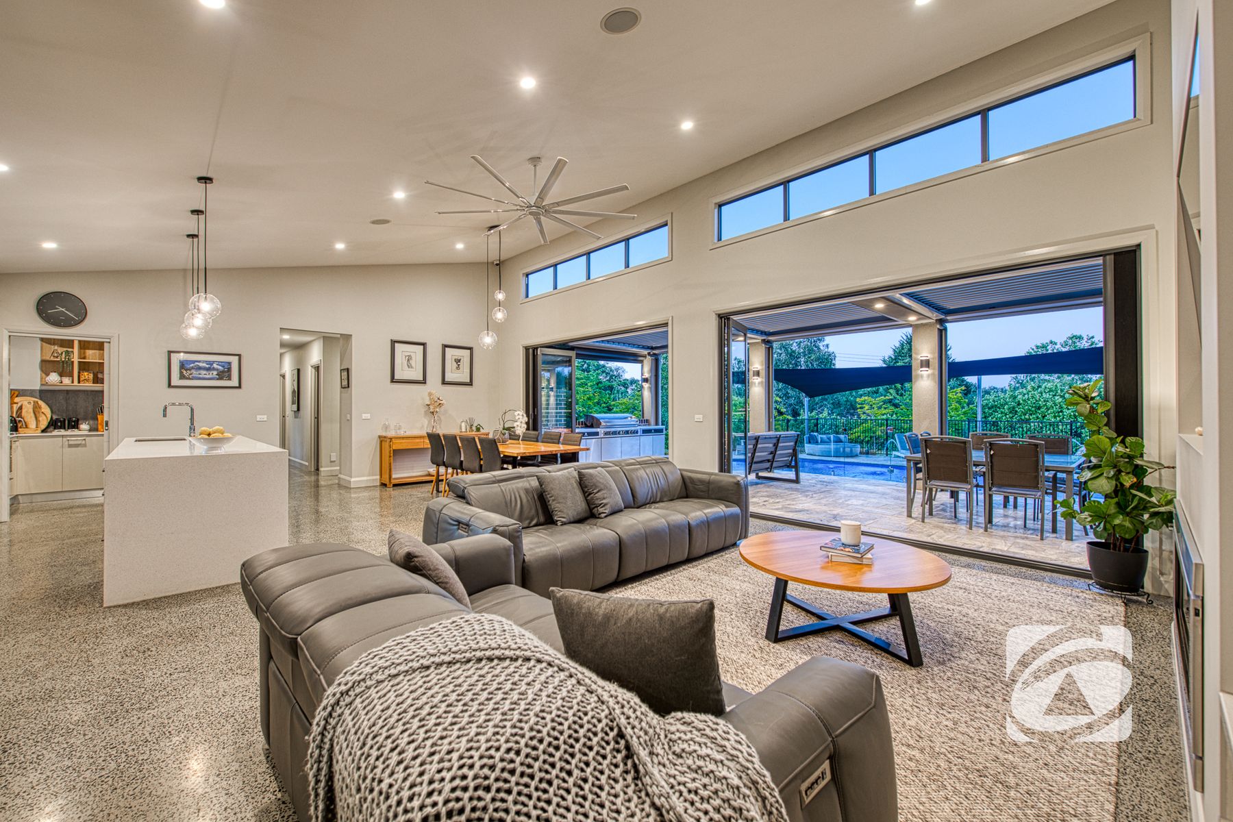 16B Meeking Drive, Pakenham VIC 3810, Pakenham - Thumbnail 2