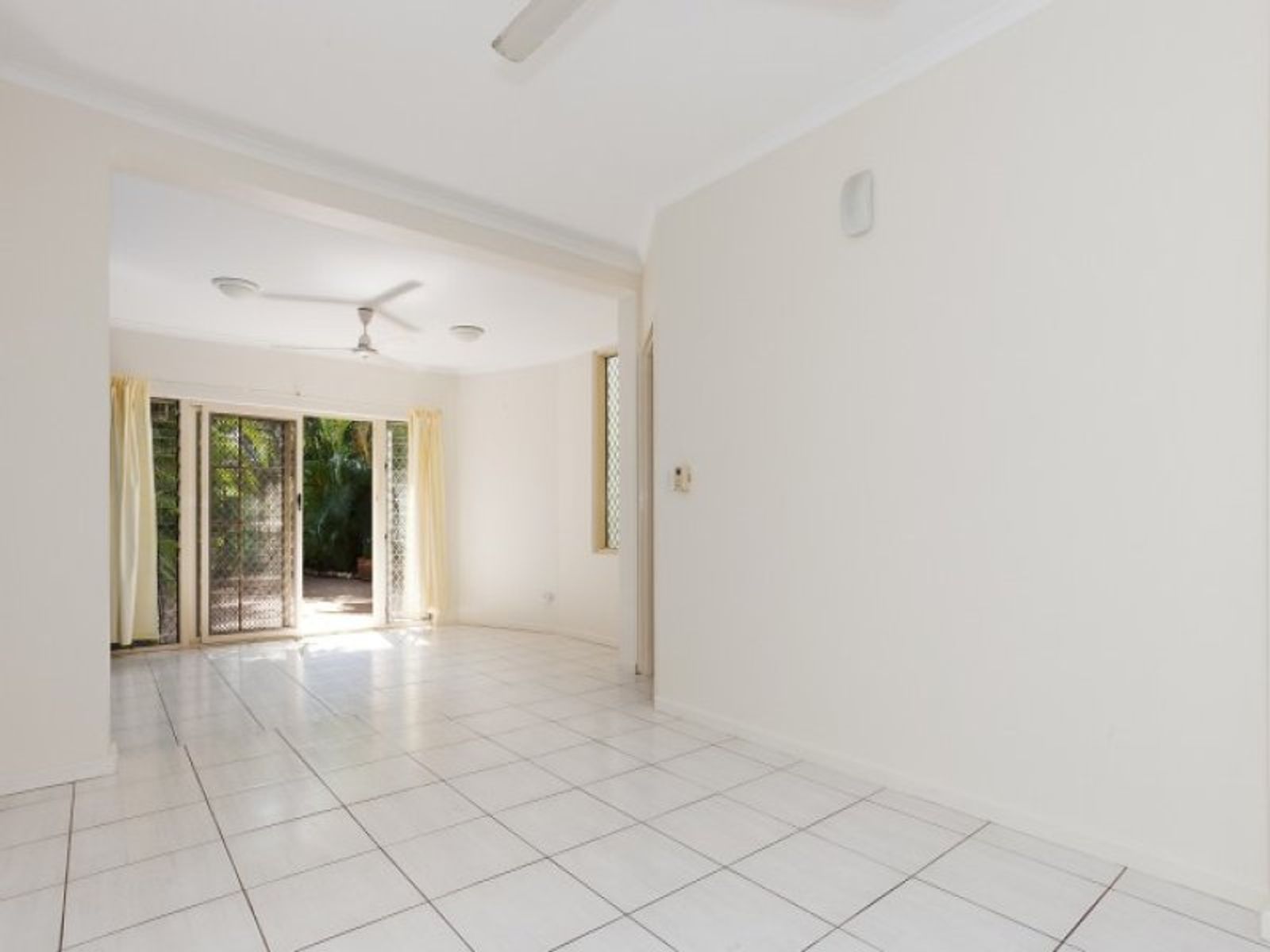3/152 Casuarina Drive, Nightcliff NT 0810, Nightcliff - Thumbnail 4