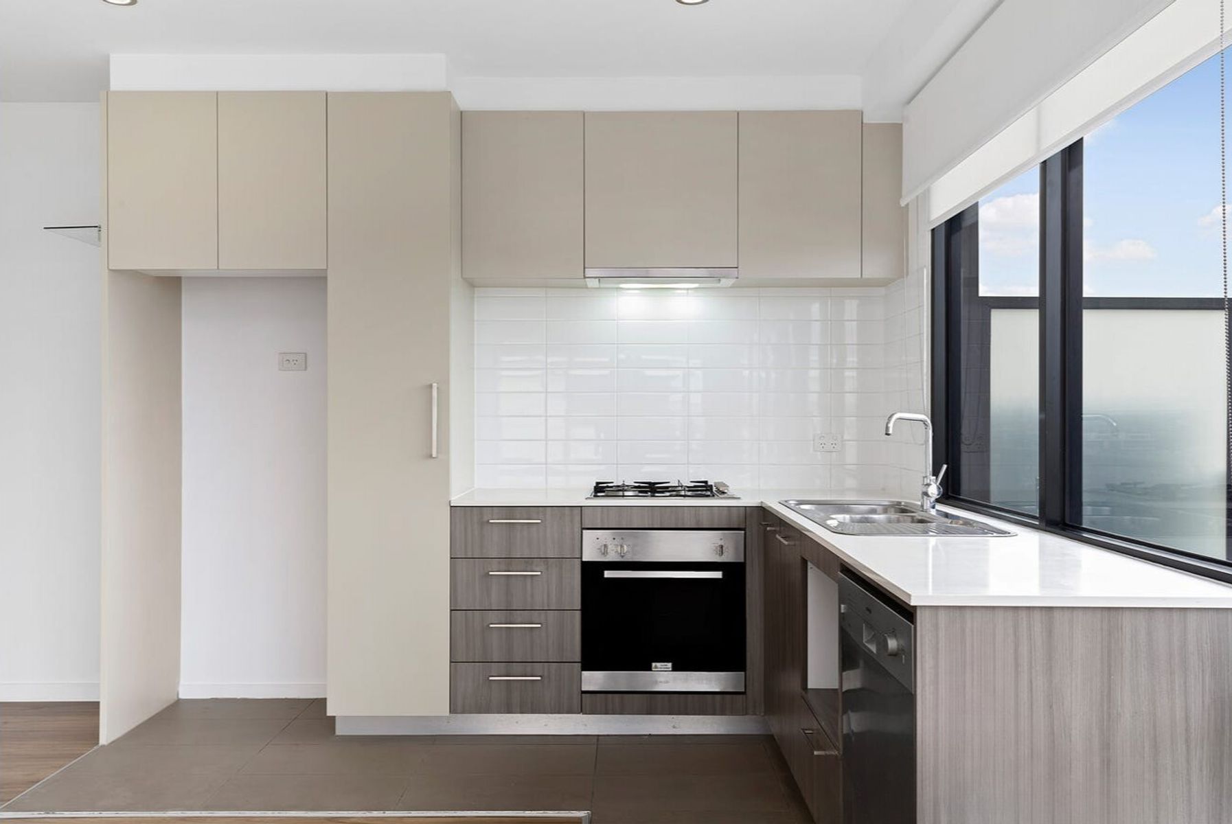 304/58 LA SCALA AVENUE, Maribyrnong VIC 3032, Maribyrnong - Thumbnail 2