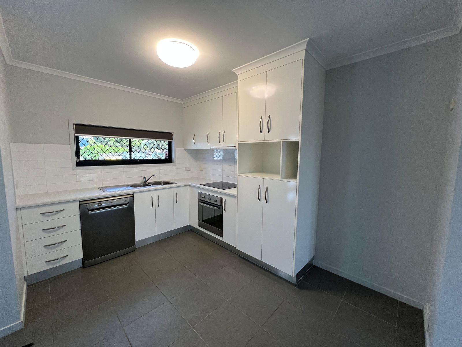 2/2 Makybe Diva Drive, Ooralea QLD 4740, Ooralea - Thumbnail 3