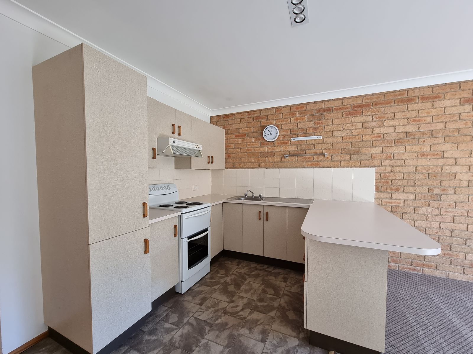 2/129 Edinburgh Drive, Taree NSW 2430, Taree - Thumbnail 3