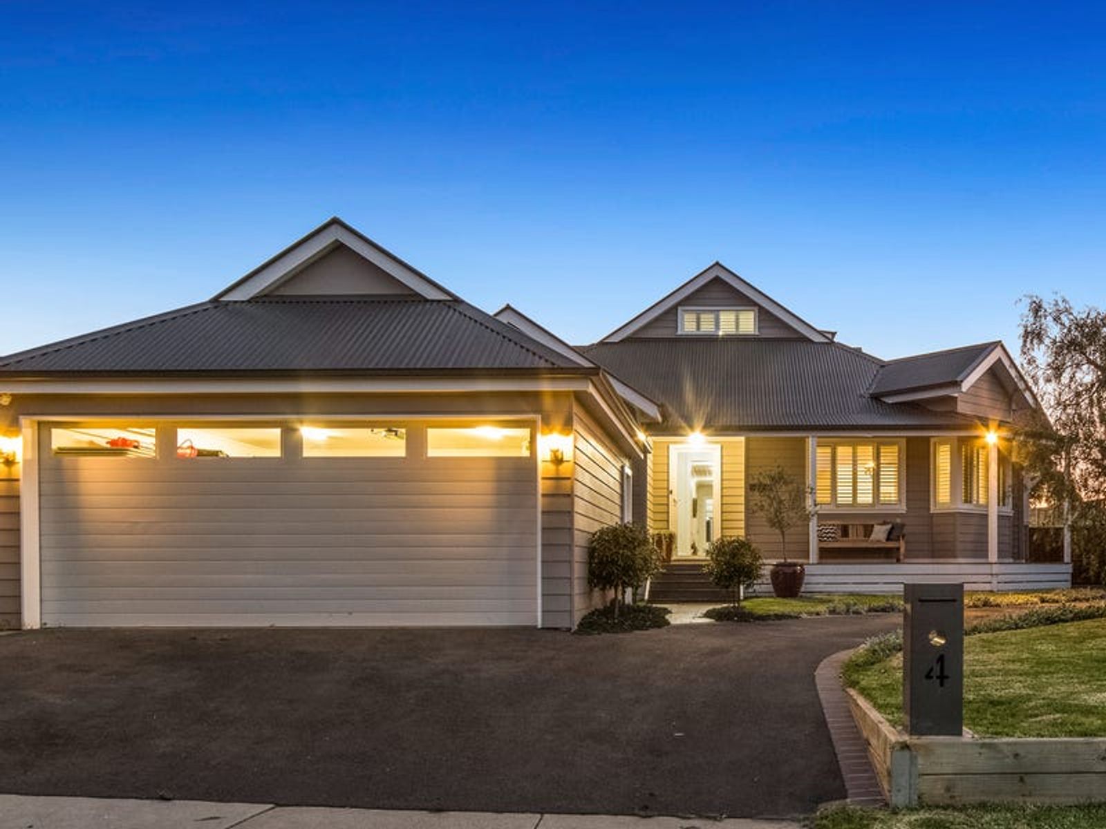4 Kaylene Court, Mount Martha, VIC 3934, Mount Martha - Thumbnail 2