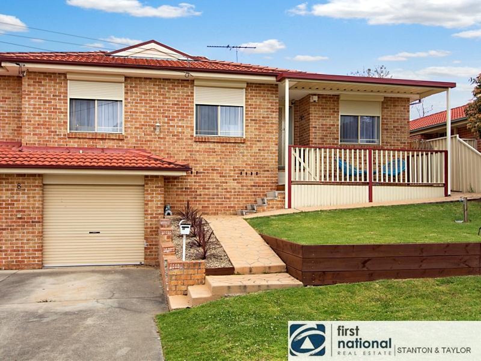 8B Raschke Street, Cambridge Park - Thumbnail 2